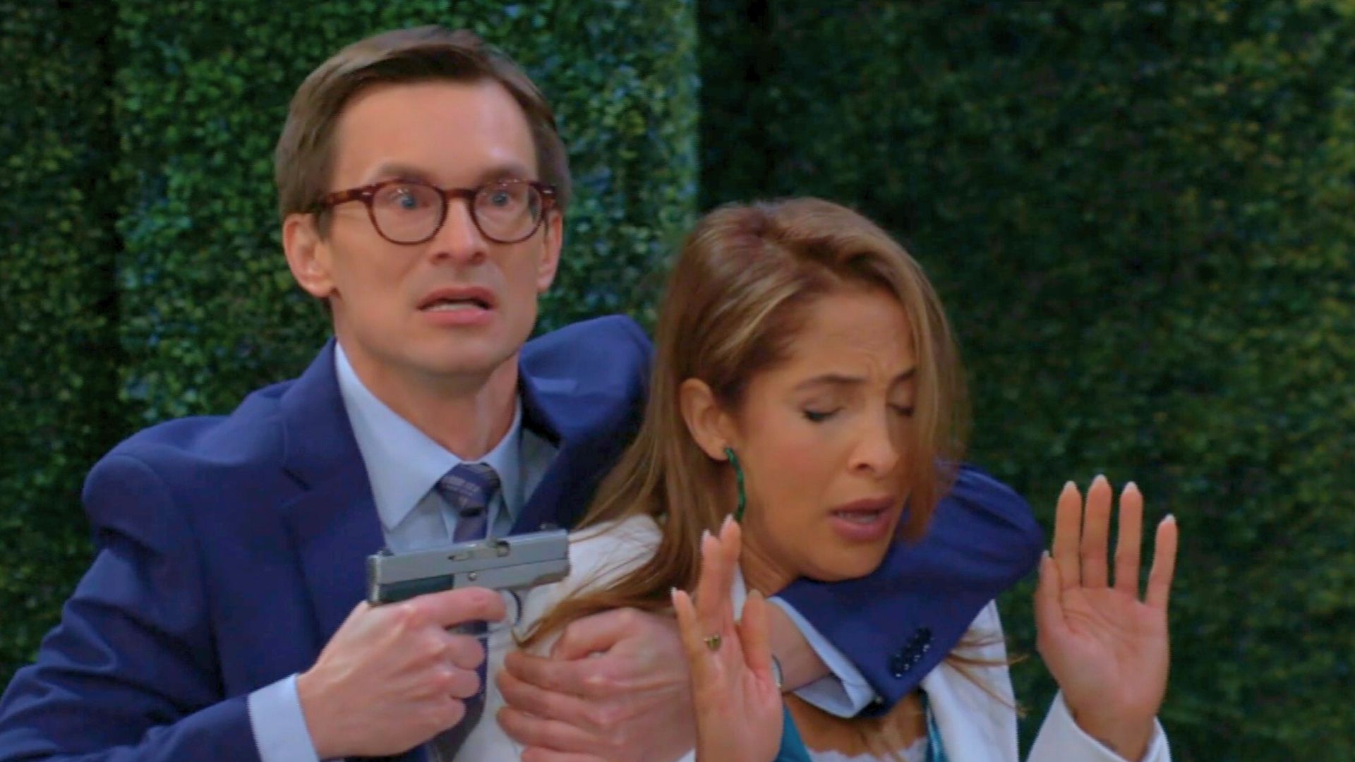 Carter takes Lily hostage on The Young and the Restless | Image: CBS