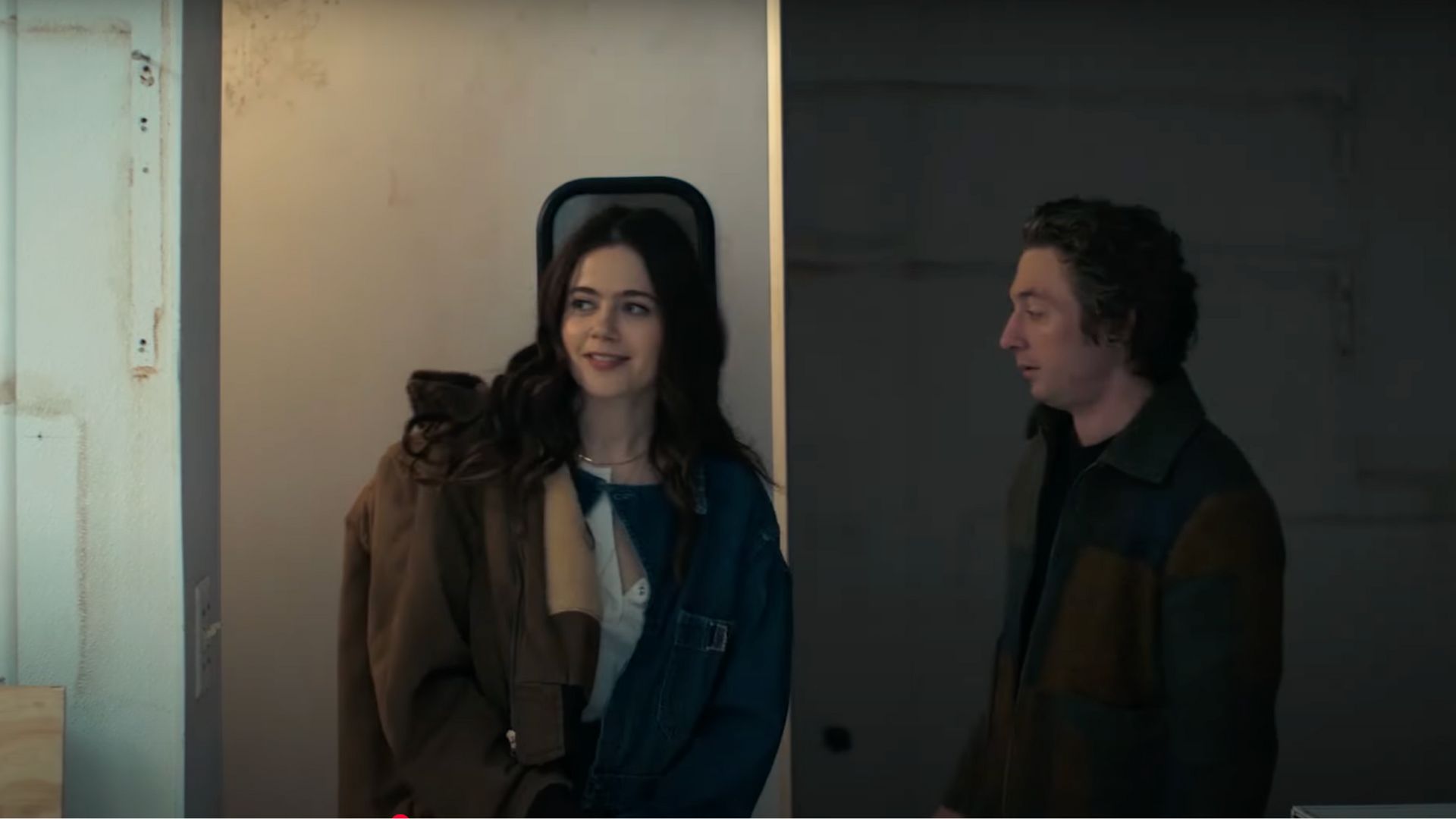 Molly Gordon in The Bear (Image via YouTube/FX Networks)