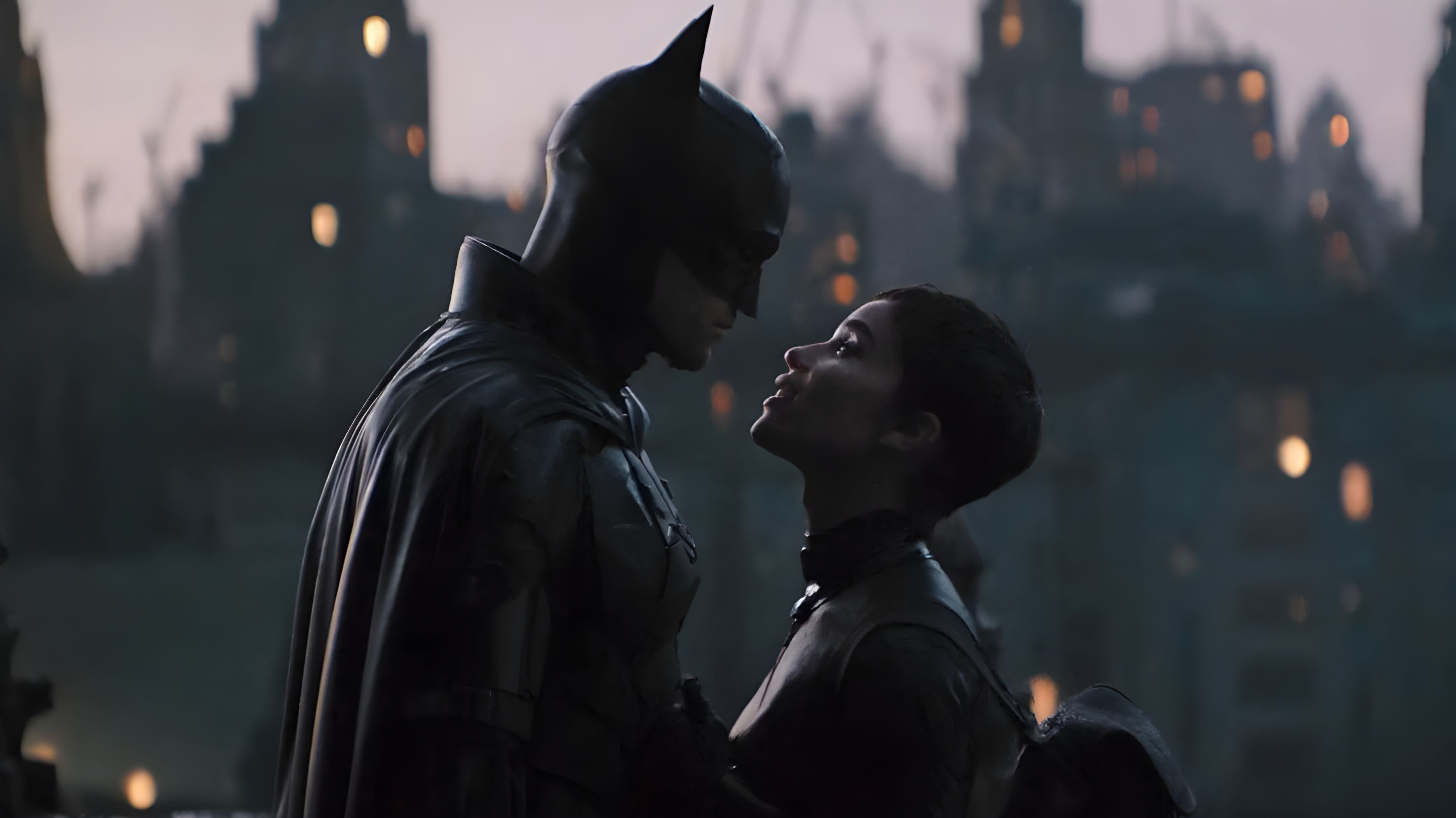A still from Matt Reeves&rsquo; The Batman (Image via YouTube/Warner Bros.) 