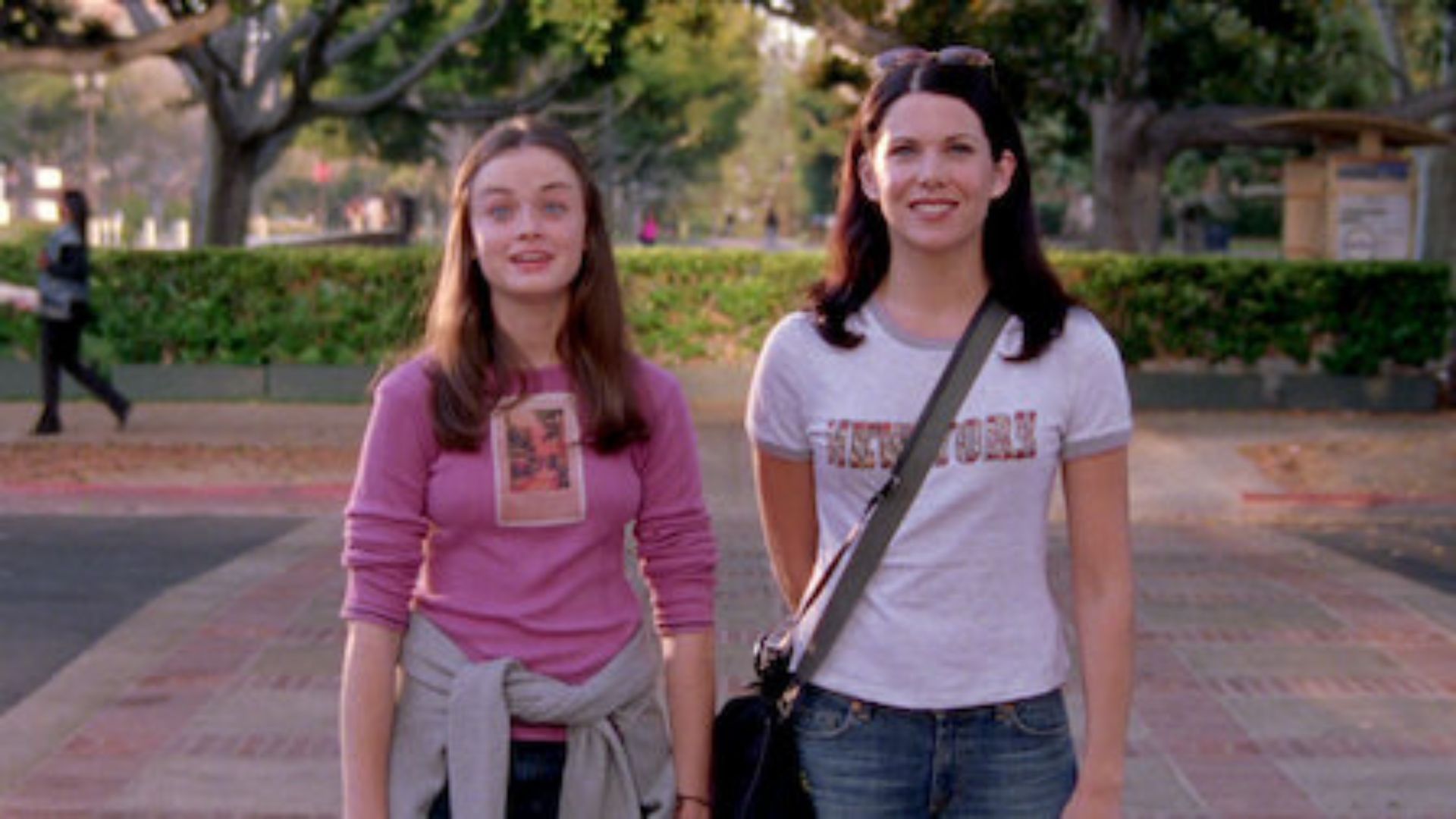 Comedy drama Gilmore Girls makes way for all of its seasons to Hallmark Channel this August (Image via Netflix)
