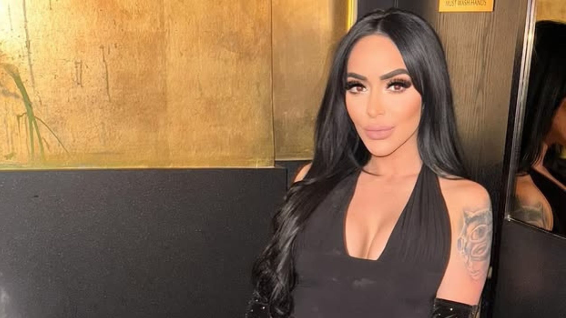 Jersey Shore: Family Vacation star Angelina (Image via Instagram/ @angelinamtv)