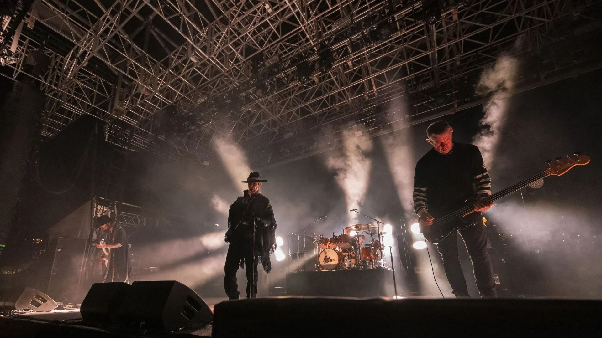 Dave Navarro, Perry Farrell and Eric Avery perform with Jane