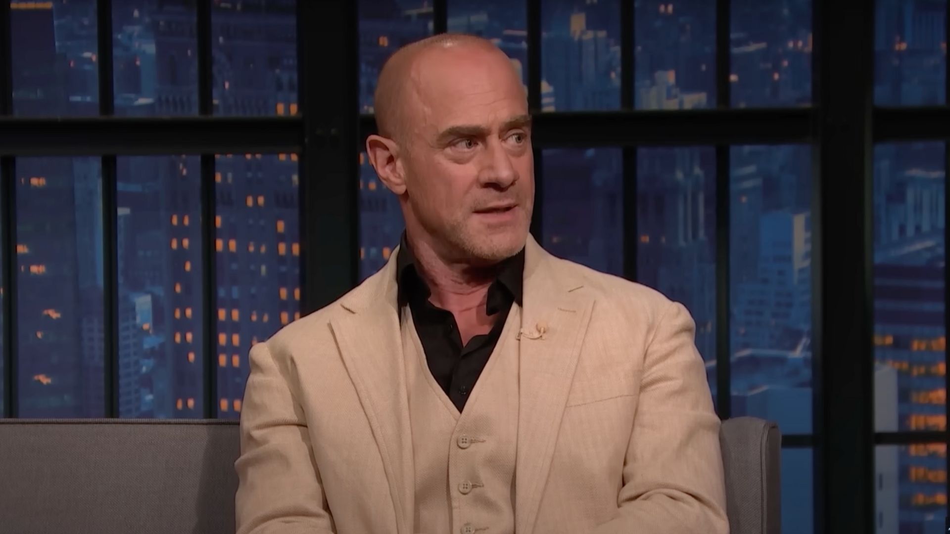 Christopher Meloni is has been cast in Dan Fogelman&rsquo;s series about NFL on Hulu (Image via YouTube/Late Night with Seth Meyers)