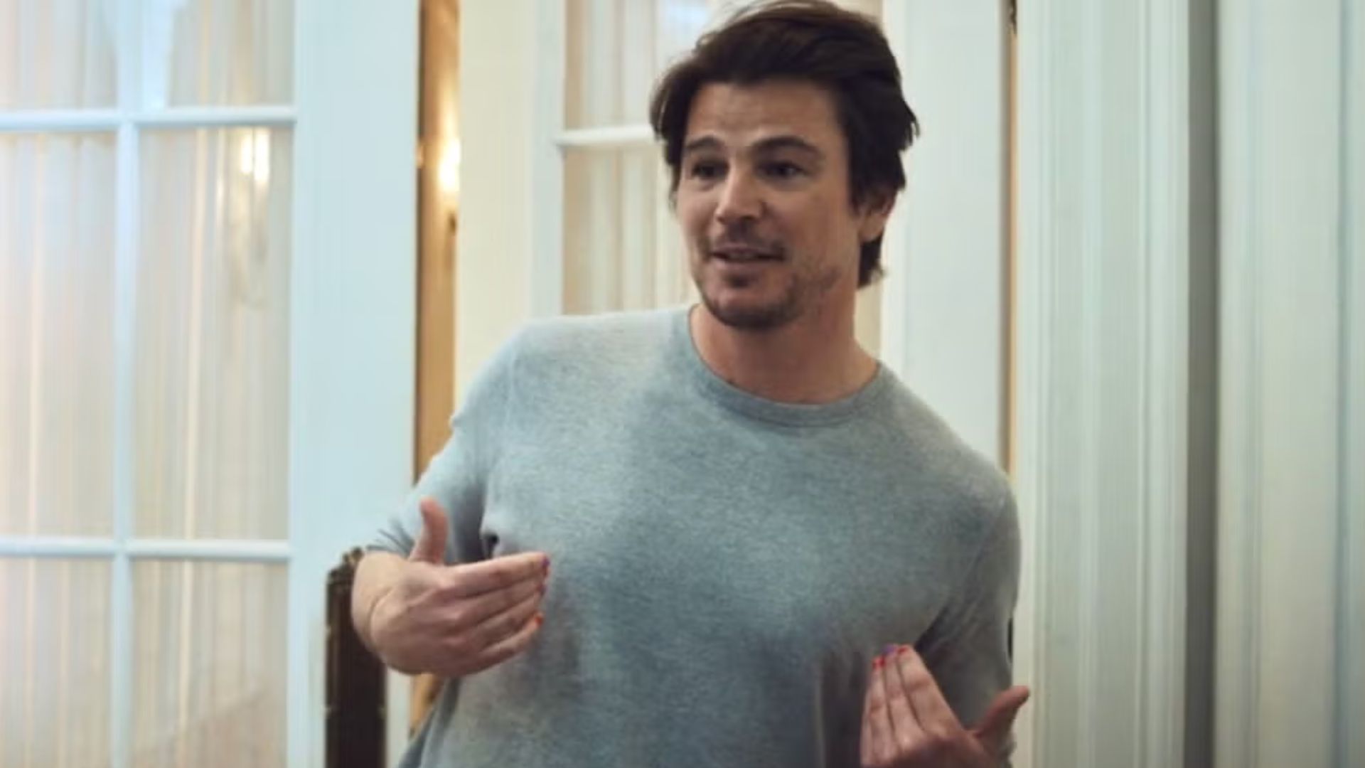 Josh Hartnett as Frank in The Bear Season 4 | Image via JustWatch