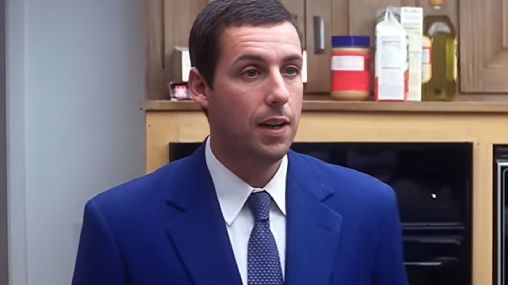 A still from Punch Drunk Love | Image via Cinestream YouTube