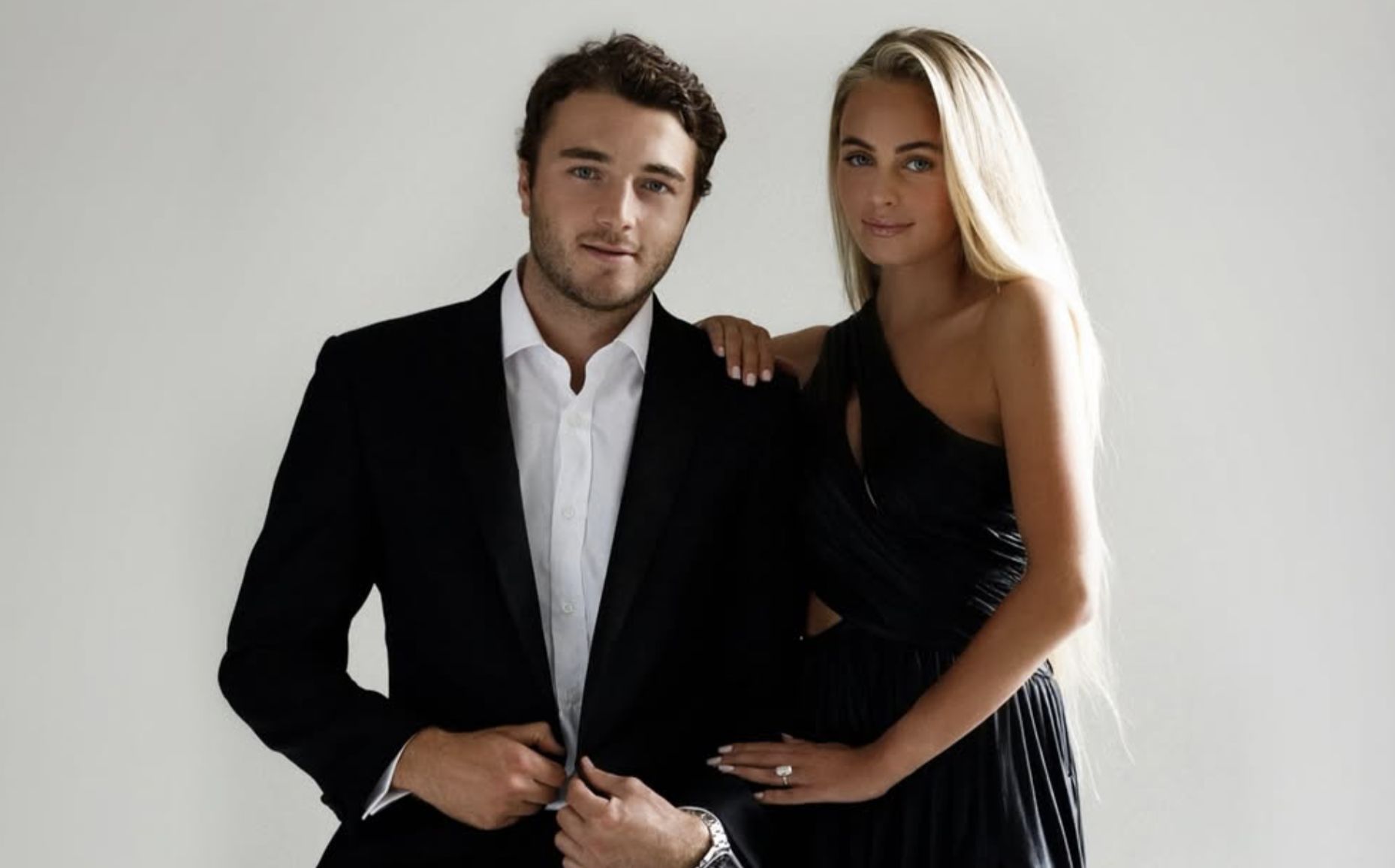 Alexa Serowik and Noah Dobson (Image via Instagram/@alexaserowik)