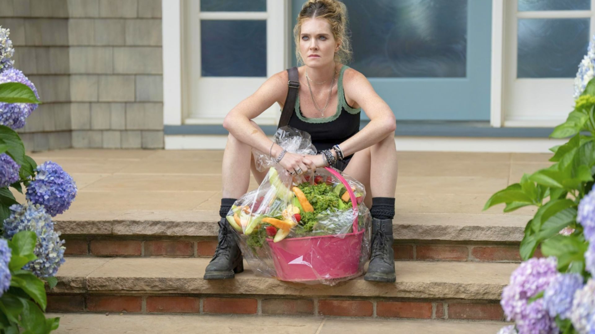 Meghann Fahy in Sirens (Image via Netflix)