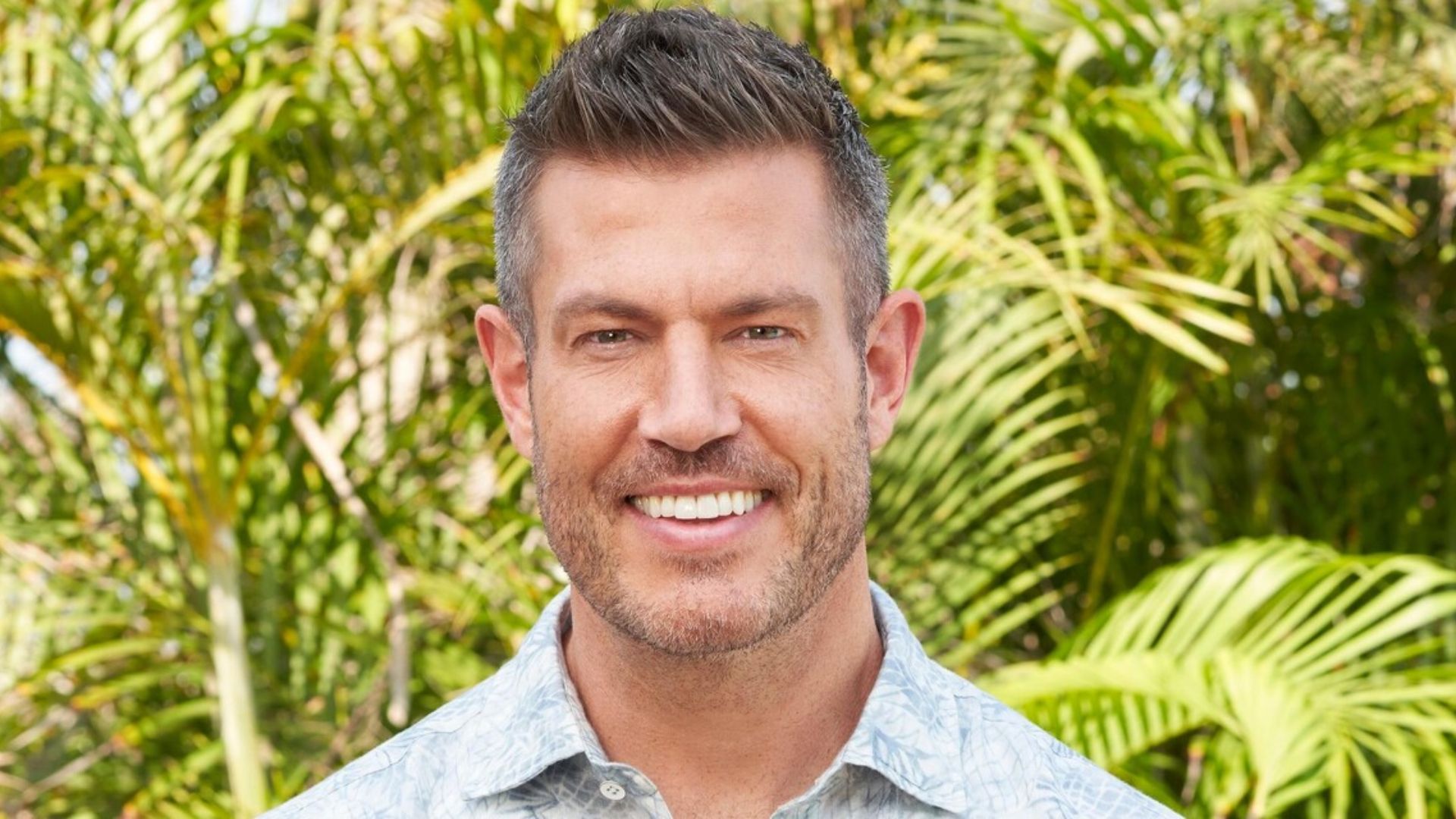 Bachelor in Paradise Season 10 host Jesse Palmer (image via ABC)