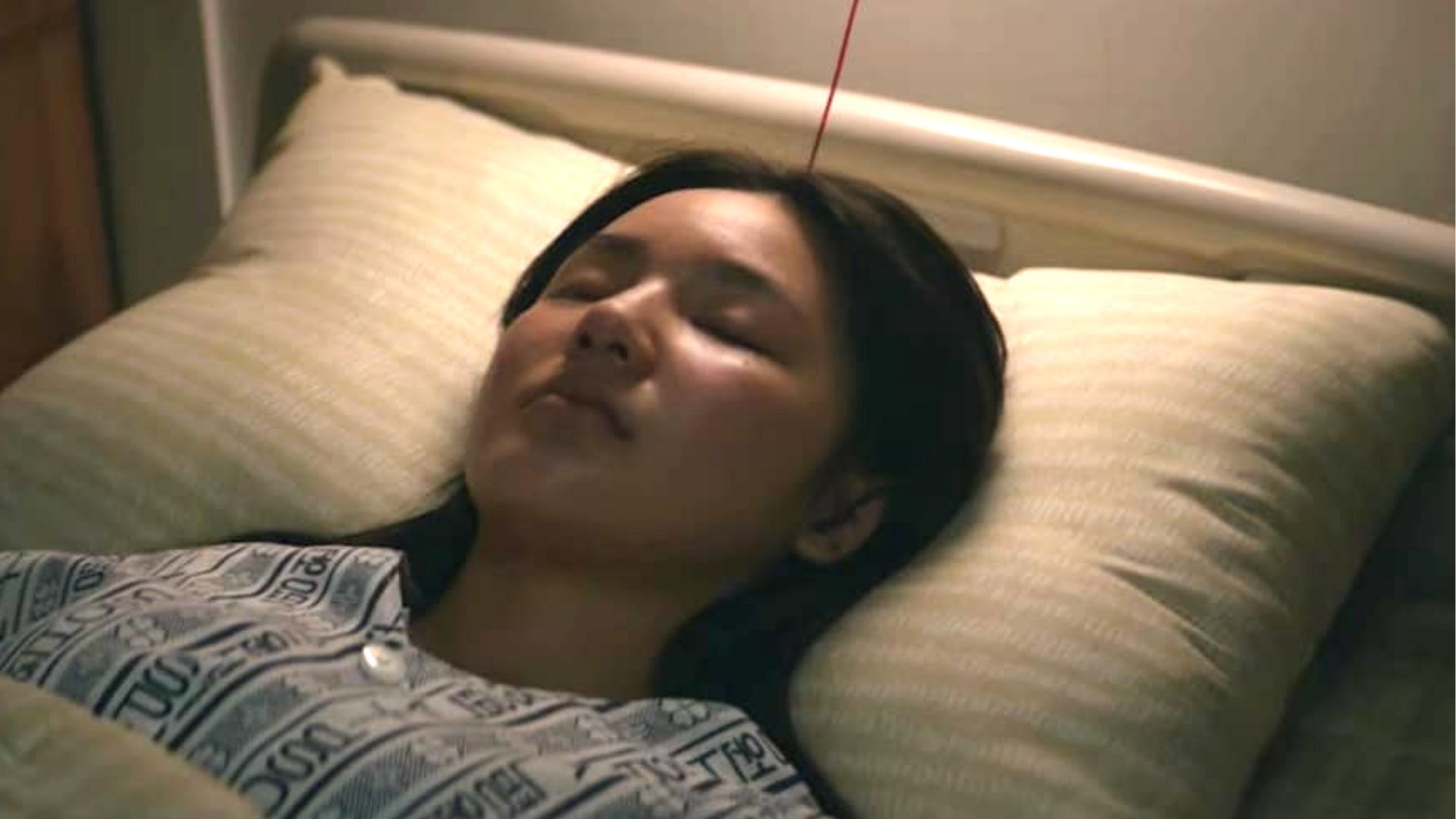 Seon-a at the hospital (Image via Wavve)