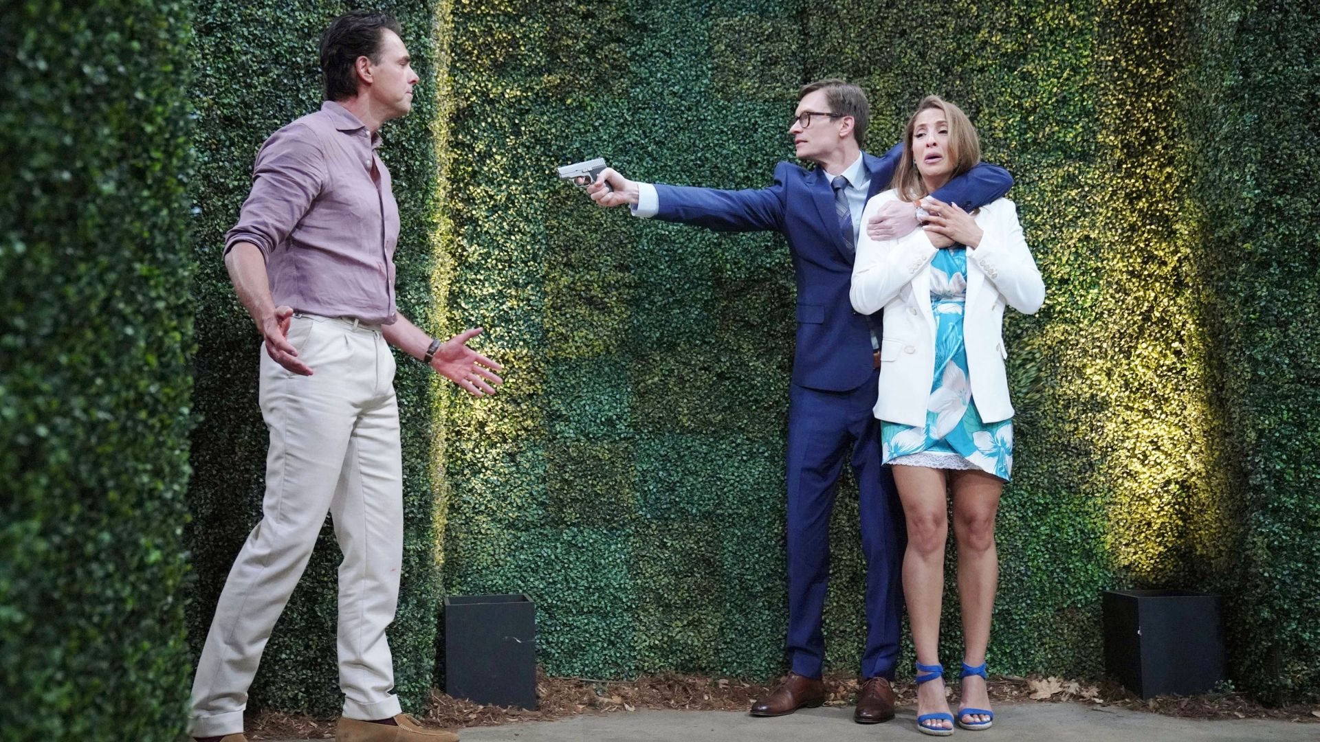 Billy tries to reason with Carter on The Young and the Restless | Image: JPI