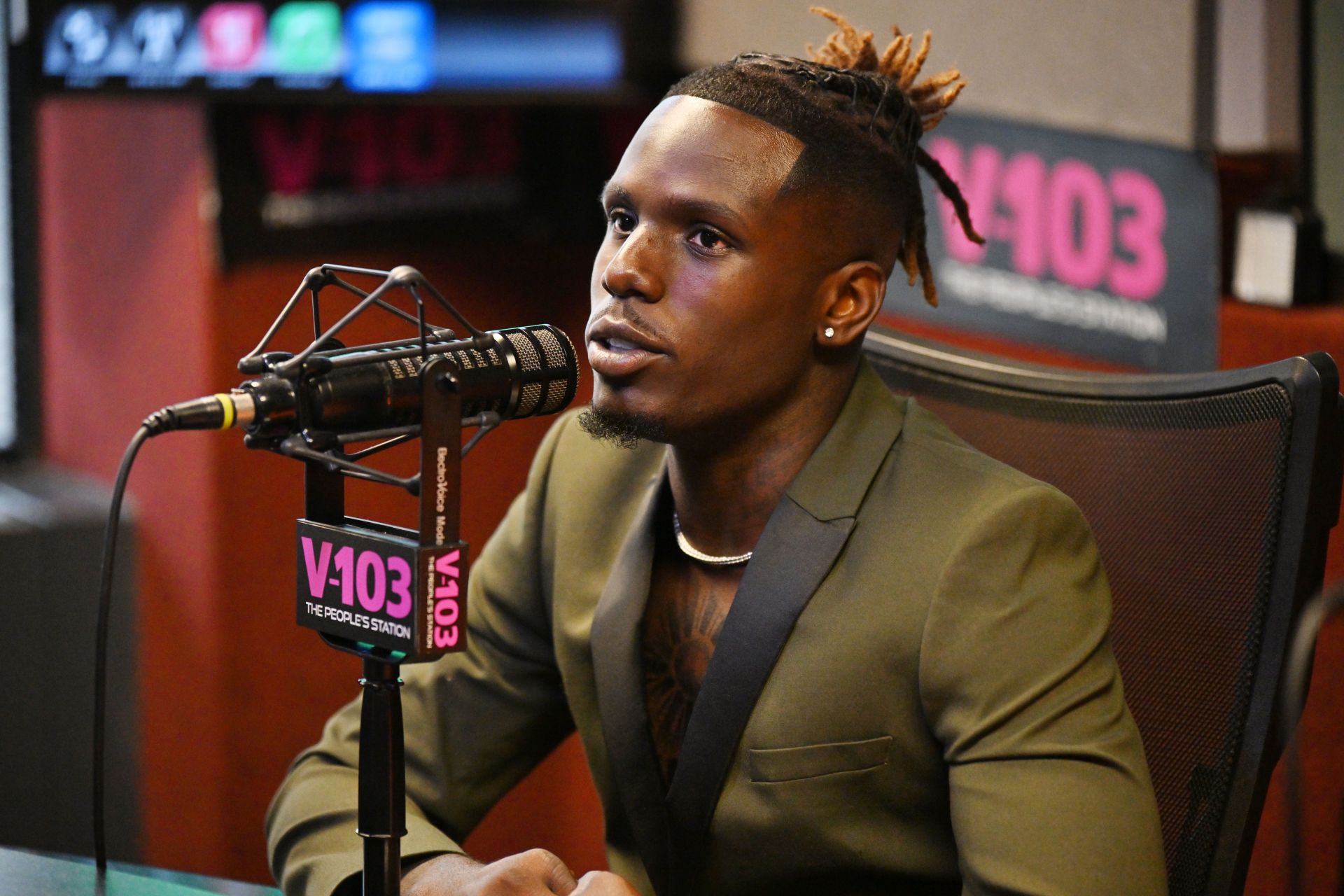 Celebrities Visit V-103 - May 28, 2025 - Source: Getty