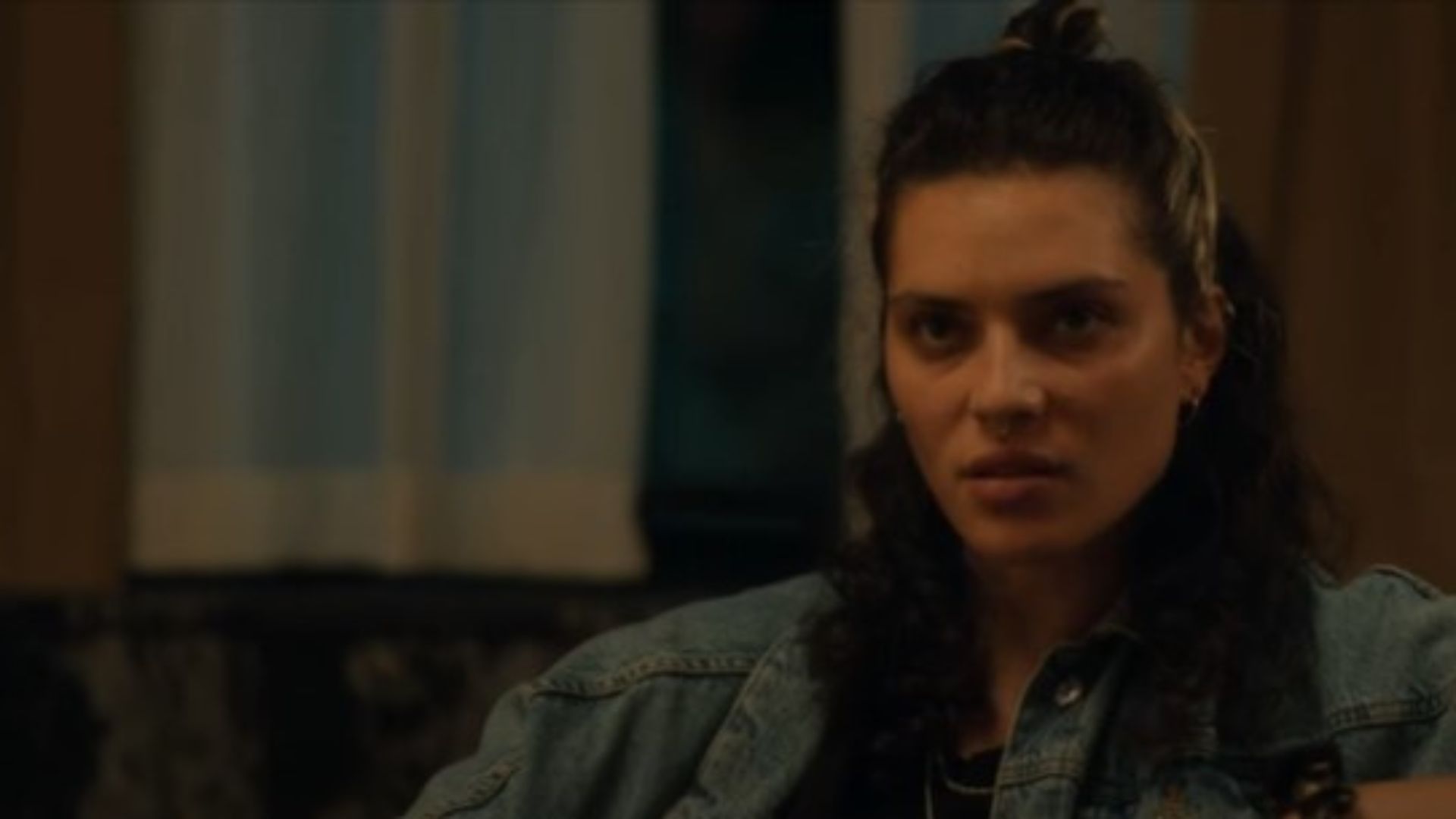 Isabelle Adjani as Alba Mazier in the latest Netflix thriller Under A Dark Sun | Image source: Netflix
