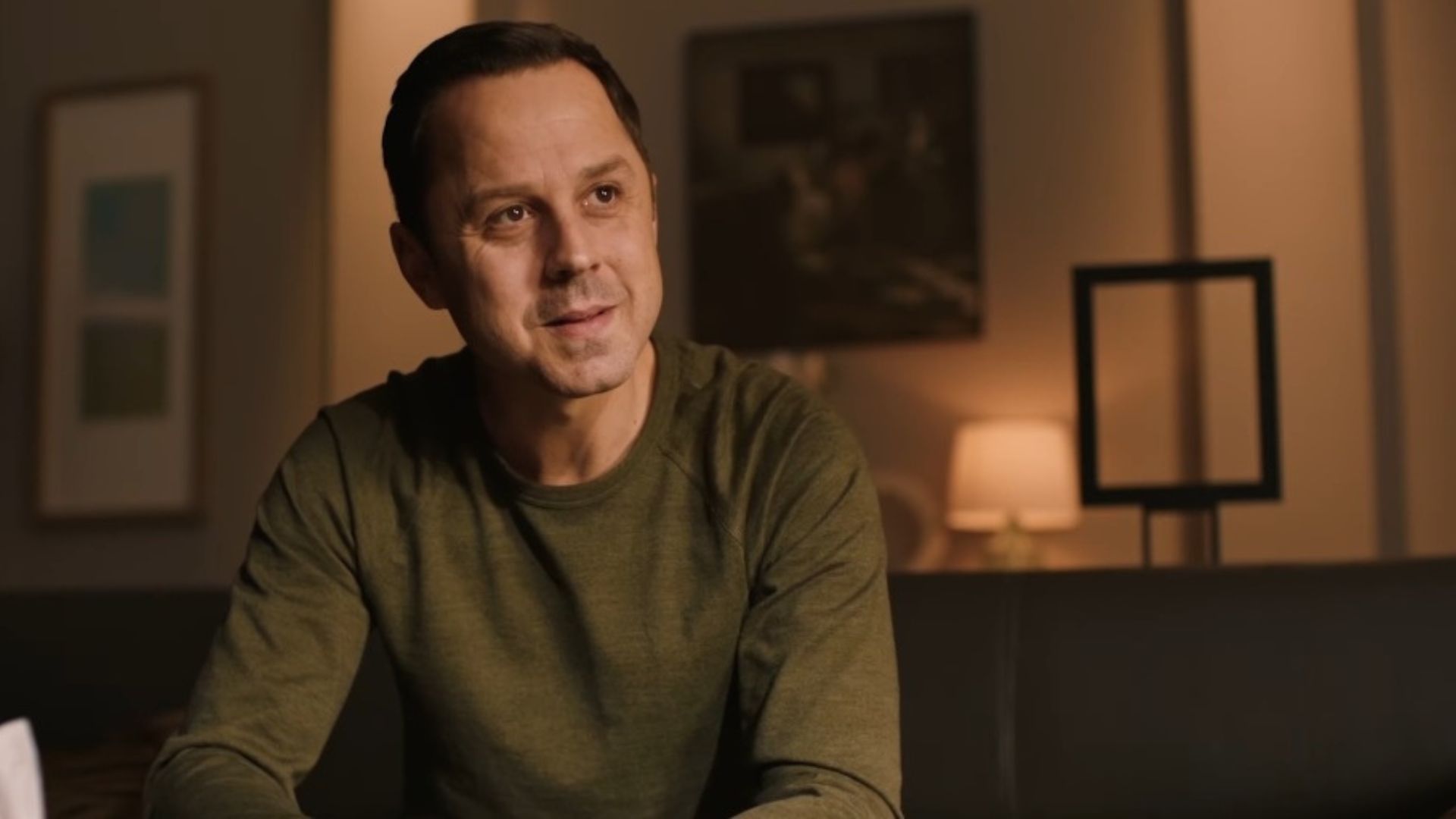 Sneaky Pete was cancelled after three seasons in 2019 (Image Via Youtube/@PrimeVideo)