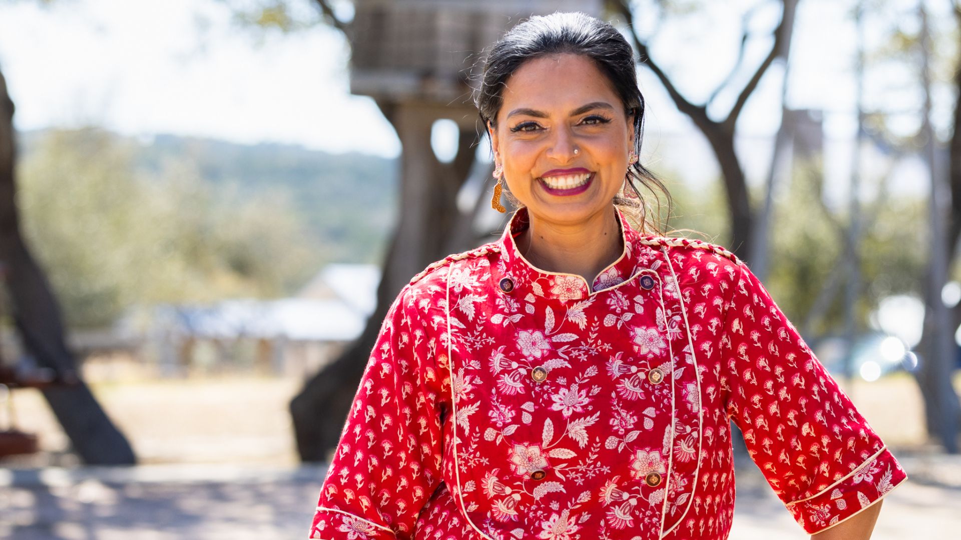 Cutthroat Kitchen: Knives Out judge Maneet Chauhan (image via Food Network)