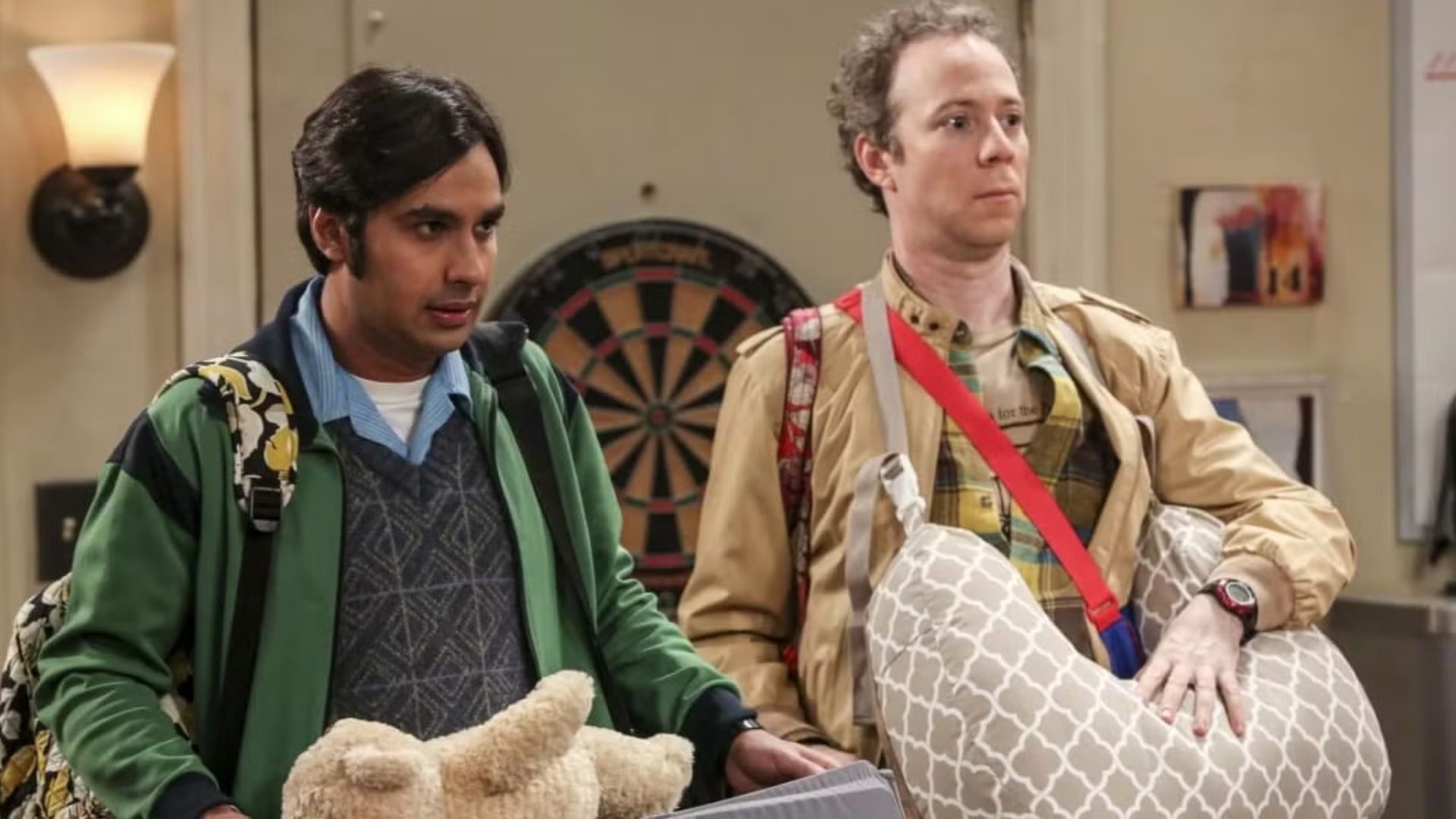 Raj and Stuart (Image via CBS)