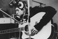 Cobain In Studio - Source: Getty