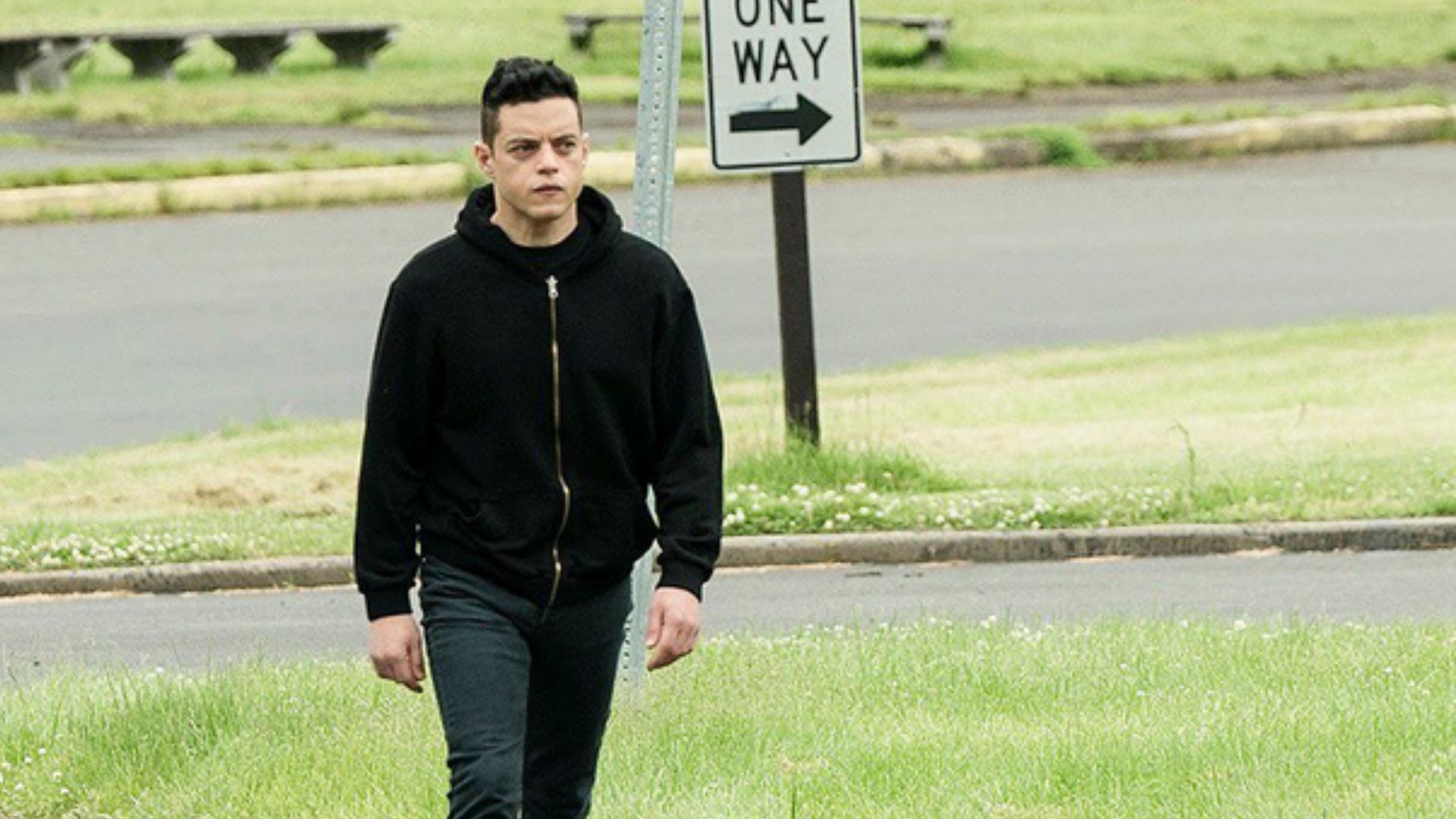 Mr. Robot ran for 4 seasons (Image via Instagram / whoismrrobot)