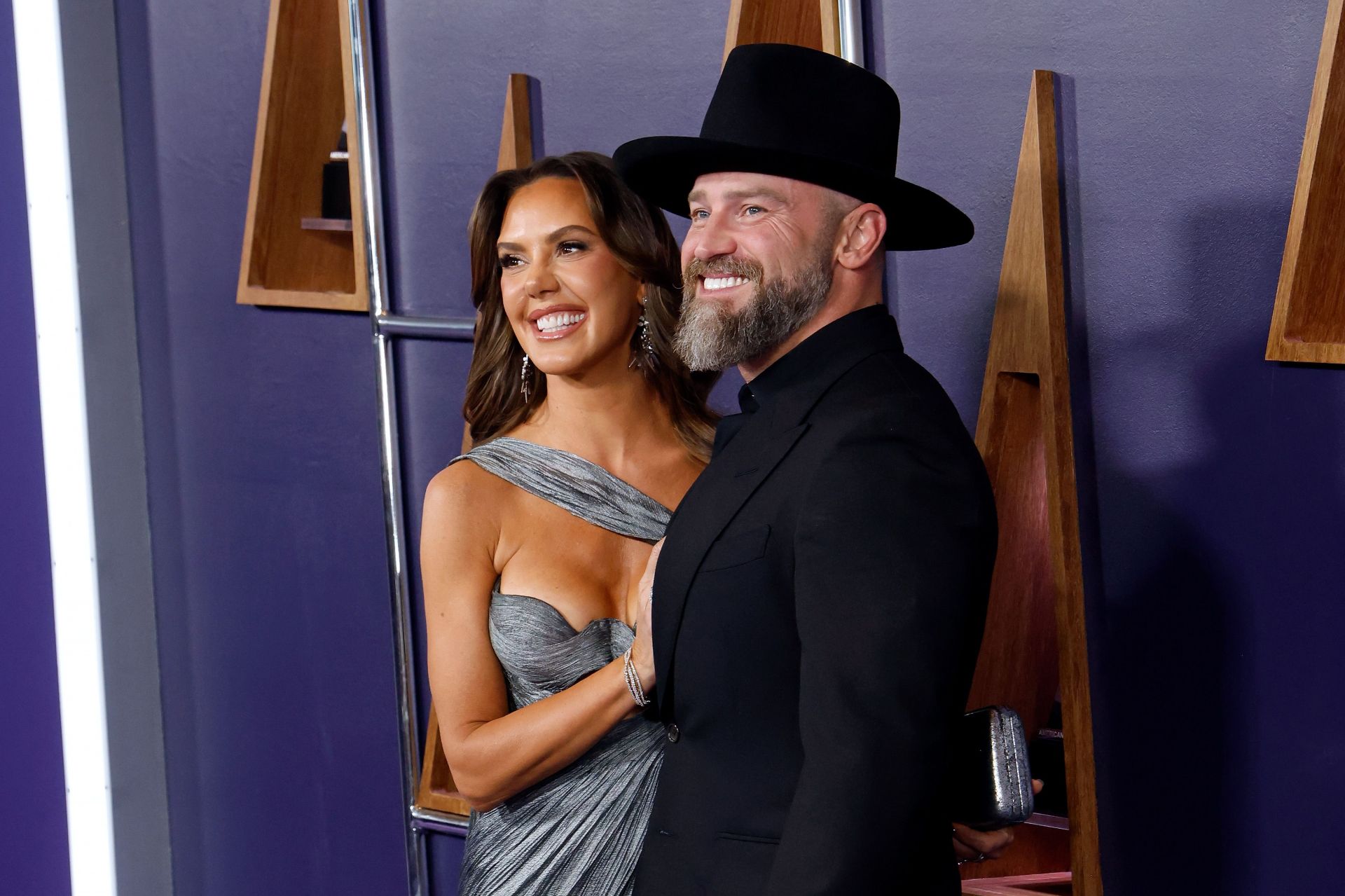 2025 American Music Awards - Arrivals - Source: Getty