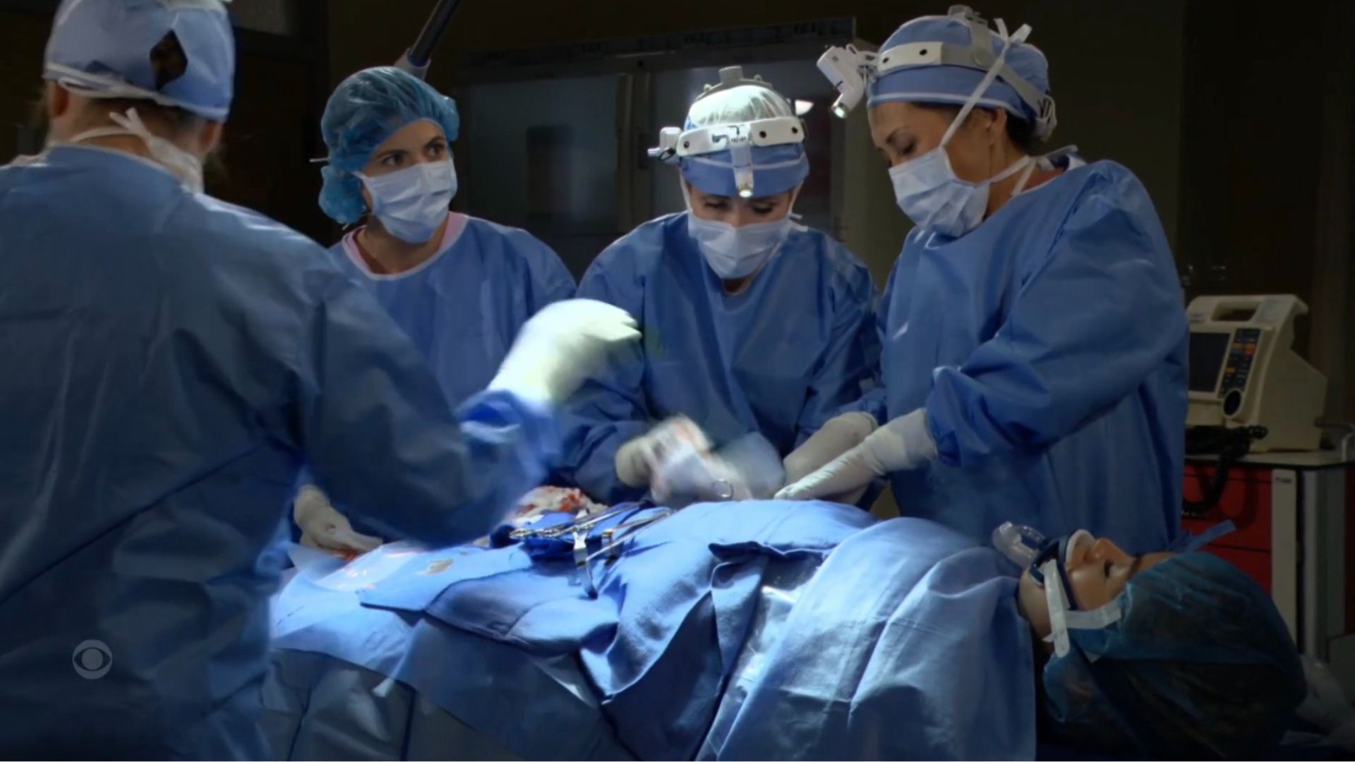 Luna is being operated on by Li and Bridget on The Bold and the Beautiful | Image: CBS
