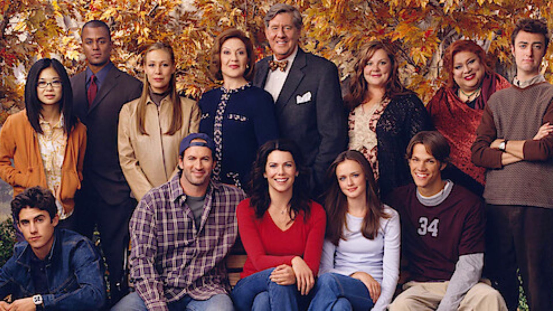 Comedy drama Gilmore Girls makes way for all of its seasons to Hallmark Channel this August (Image via Netflix)