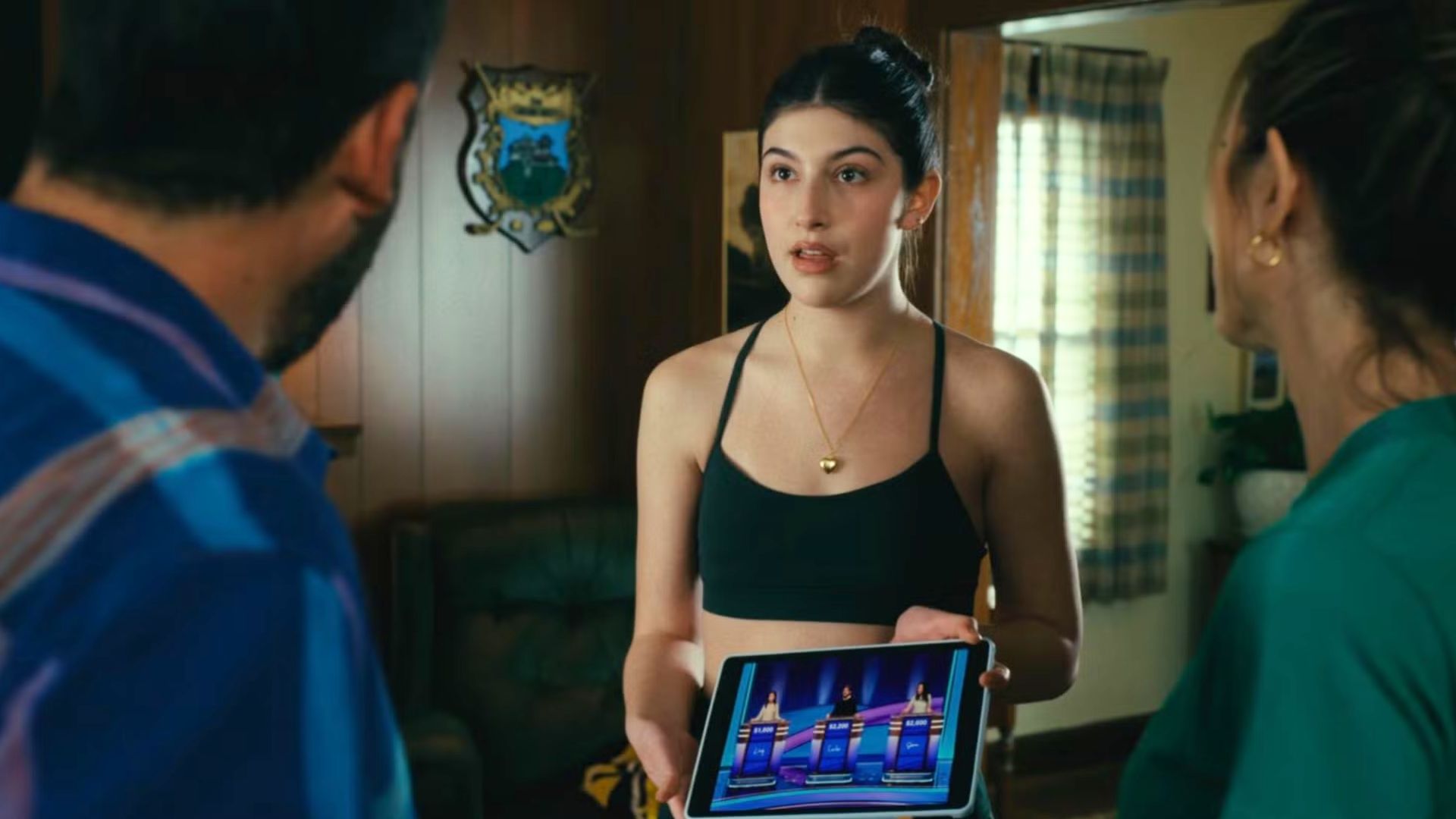Family scene in Happy Gilmore 2 | Image via Netflix