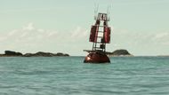 "Timed Escape to the Buoy" from The Shallows, Image Source - Columbia Pictures