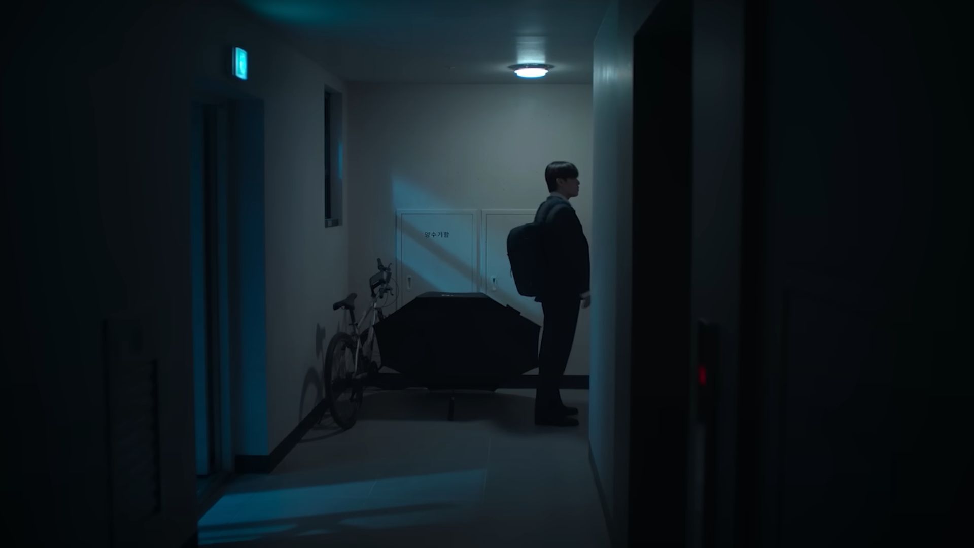 Wall to Wall puts noise pollution at the core. (Image via Netflix)