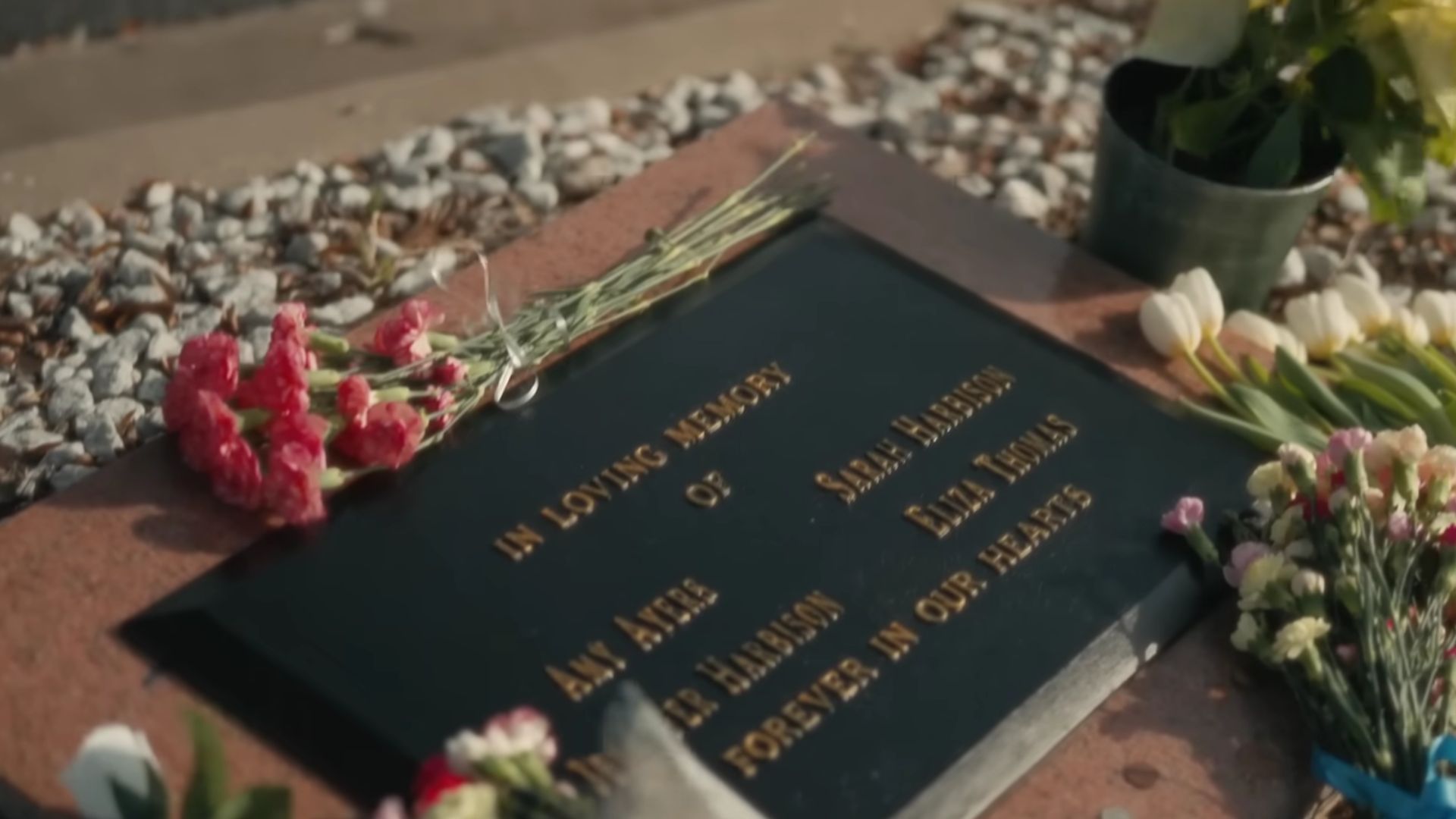 Burial site of the four victims (Screenshot from YouTube/HBO)