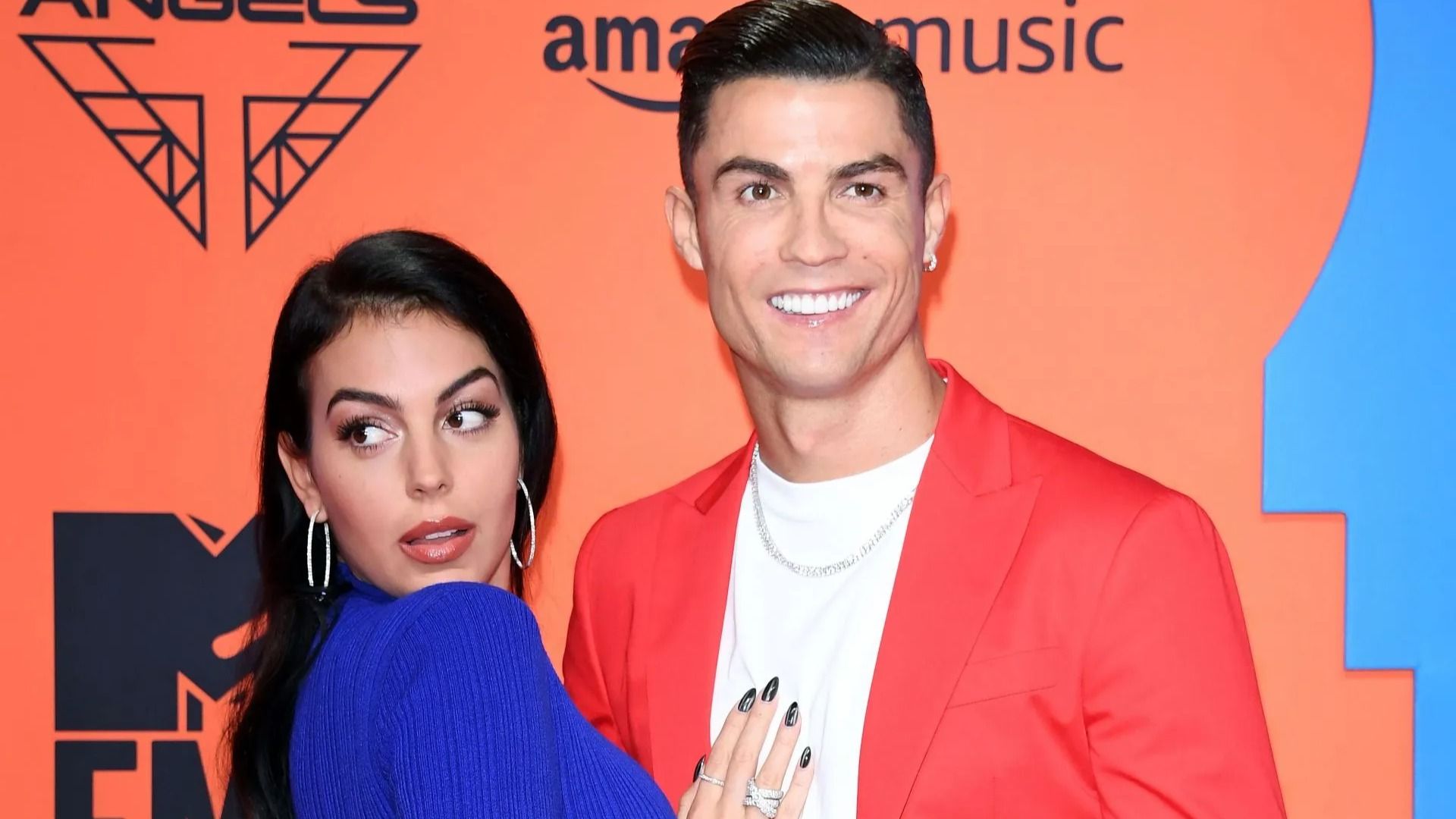 Georgina Rodriguez and Cristiano Ronaldo attend the MTV EMAs 2019 - Source: Getty