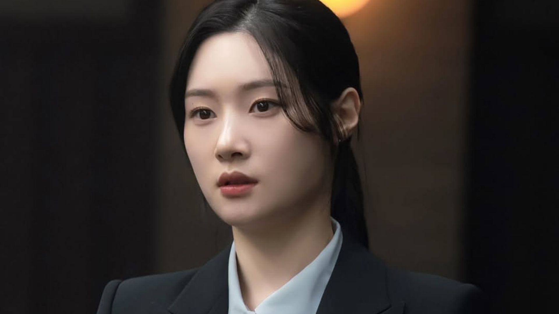 Rookie lawyer Kang Hyo-min (Image via Instagram @jtbcdrama)