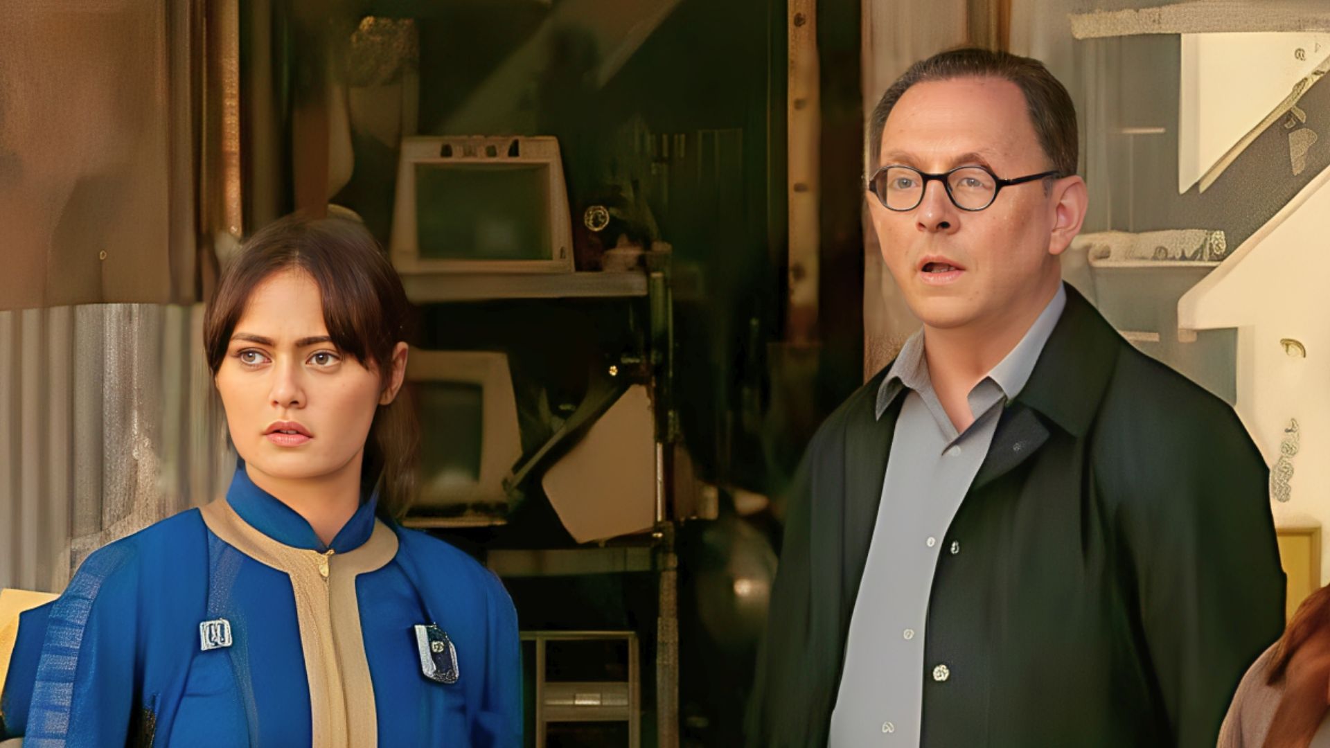 Dr. Siggy Wilzig (Michael Emerson) meets Lucy MacLean in Fallout Season 1, before his tragic sacrifice. (Image via Amazon Prime)