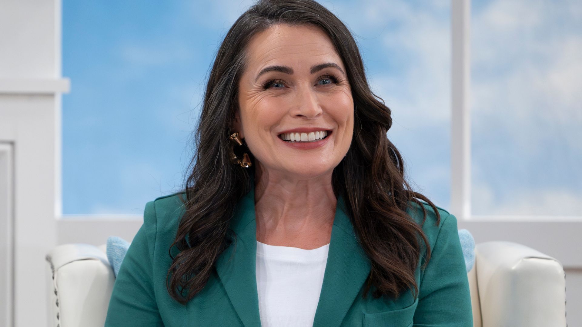 Rena Sofer as Lois Cerullo on General Hospital | Image: ABC