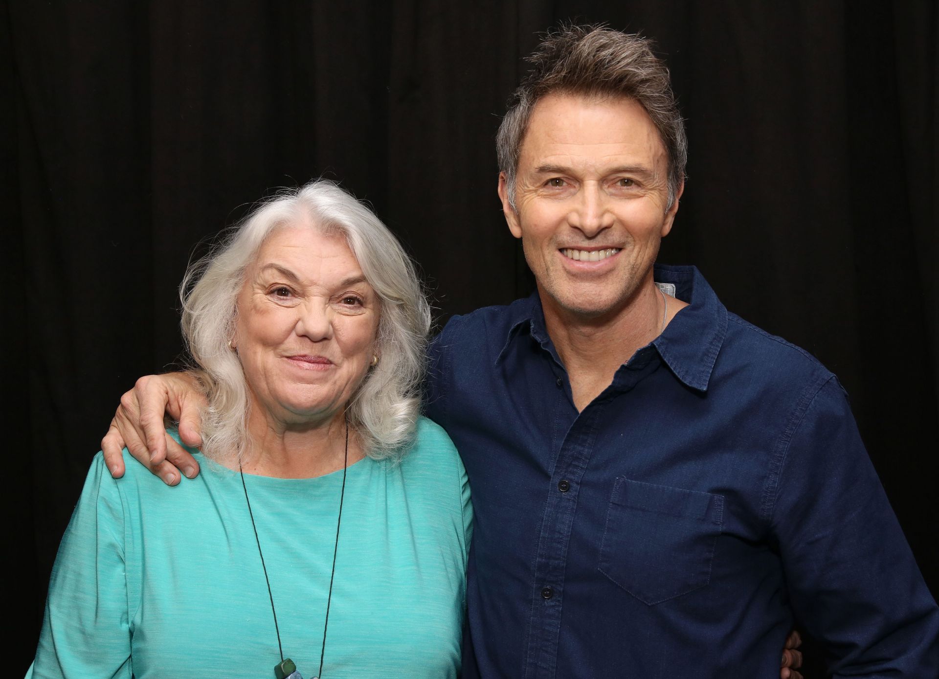 Siblings Tim and Tyne Daly during &#039;Downstairs&#039; cast photocall (Image via Getty)