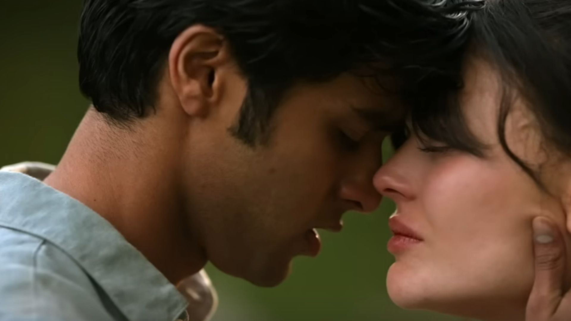 Cadence &amp; Gat in the We Were Liars - Official Trailer | (Image Via: Prime Video, YouTube)