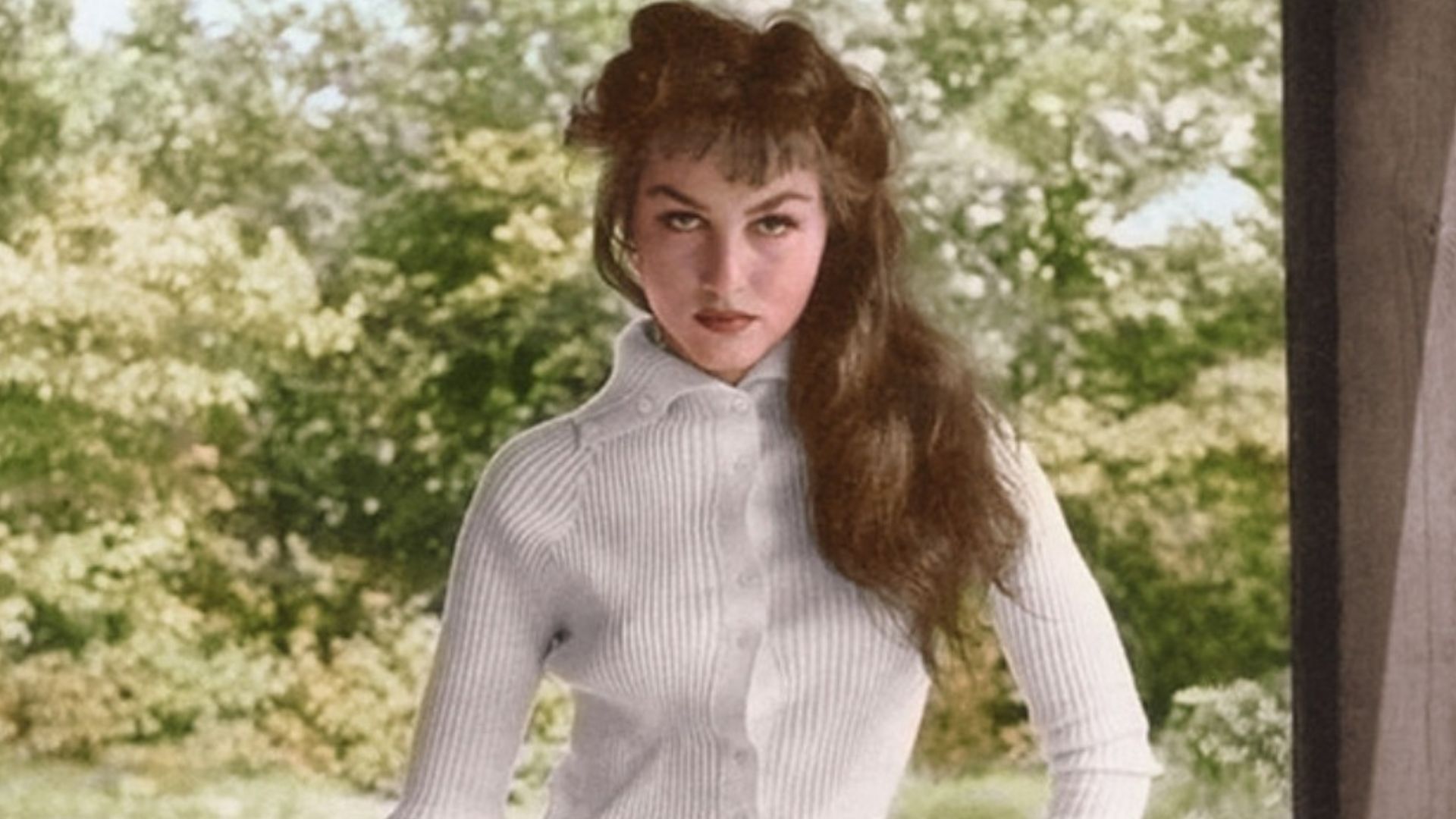 Julie Newmar played Miss Devlin in The Twilight Zone Season 4 (Image Via Instagram/@julienewmarofficial)