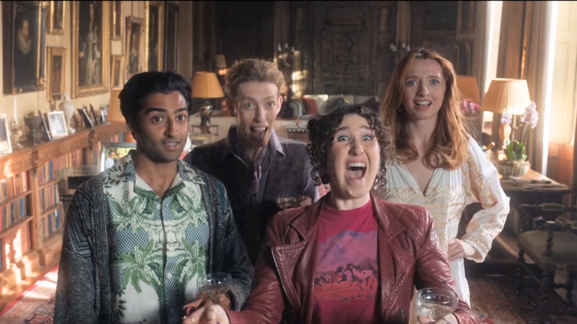 Anna&#039;s friends | Image Via: Temple Hill Entertainment