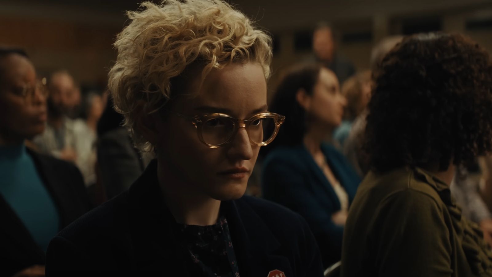 Still from Weapons (Image via YouTube @/Warner Bros.)