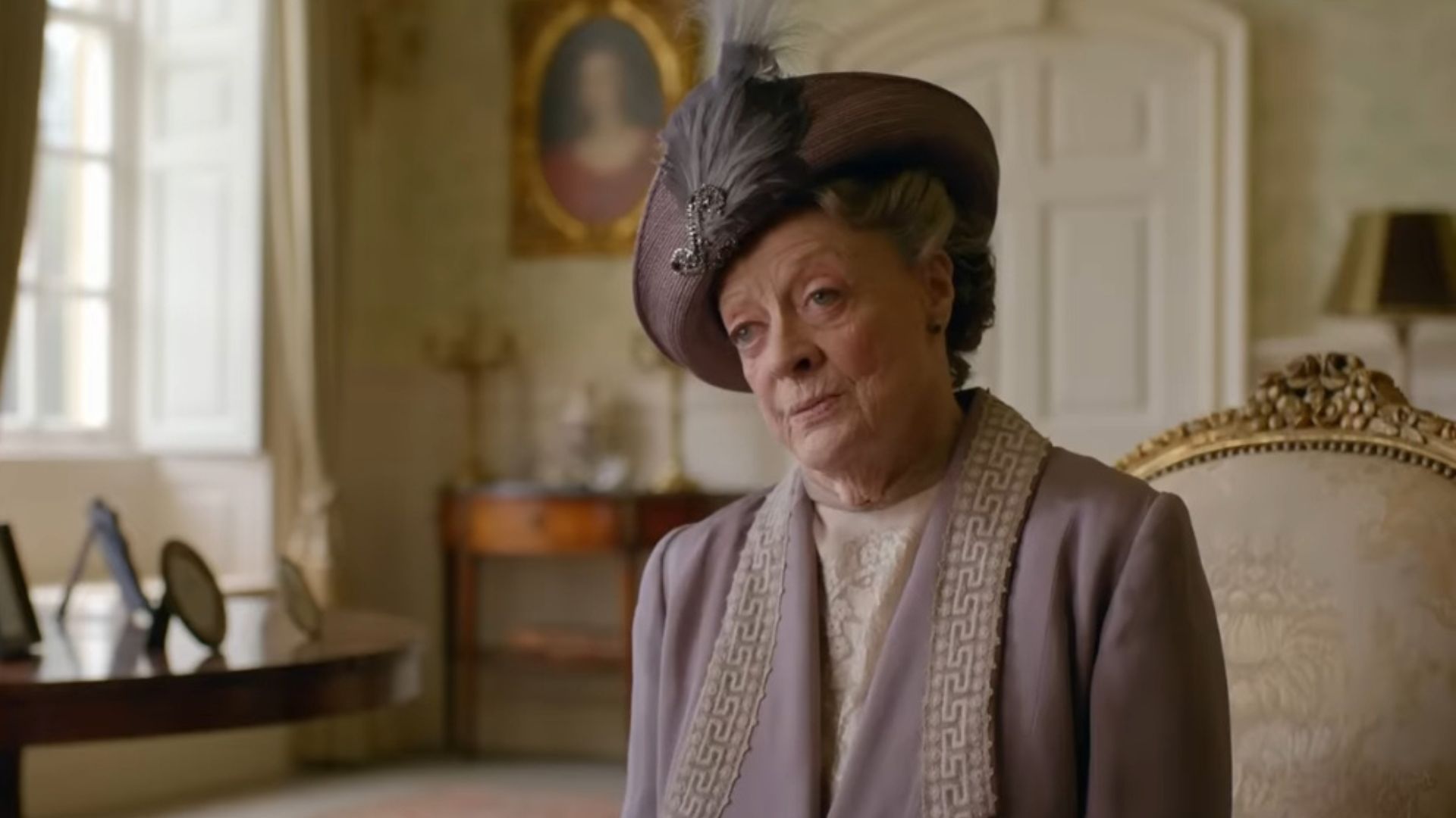 Maggie Smith as Violet Crawley in Downton Abbey | Image via: Carnival Films