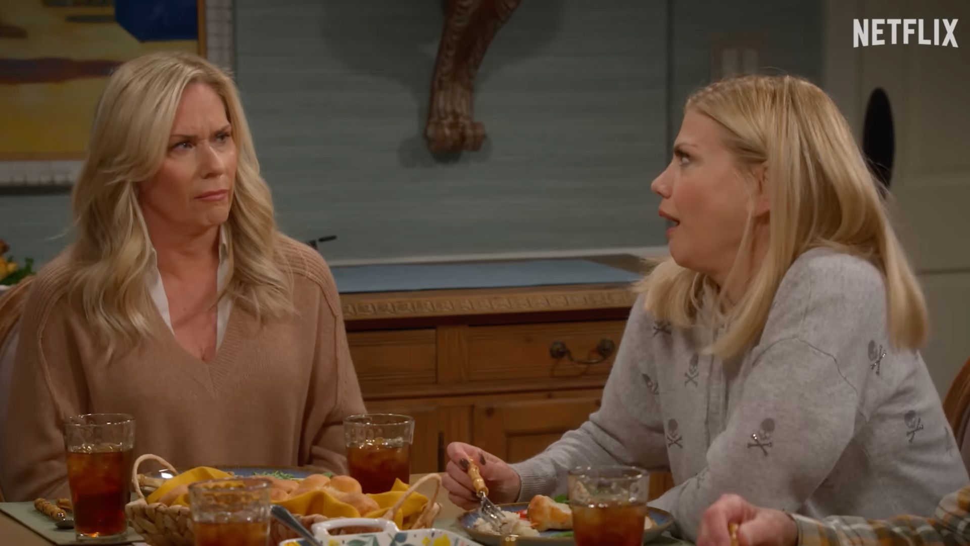 Leanne Season 1 on Netflix (Image via YouTube/Netflix)