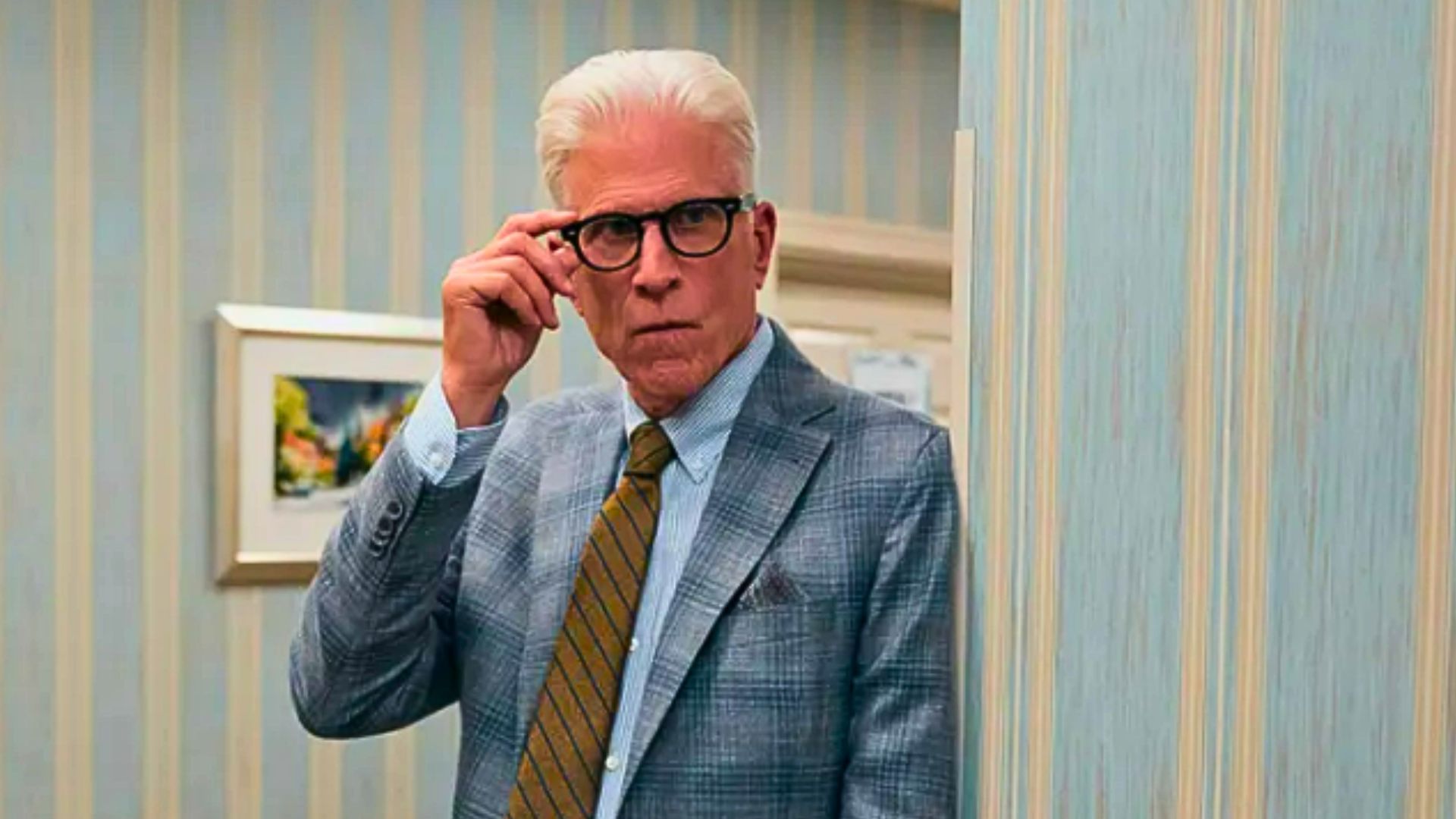 Ted Danson in A Man on the Inside (Image via Netflix)