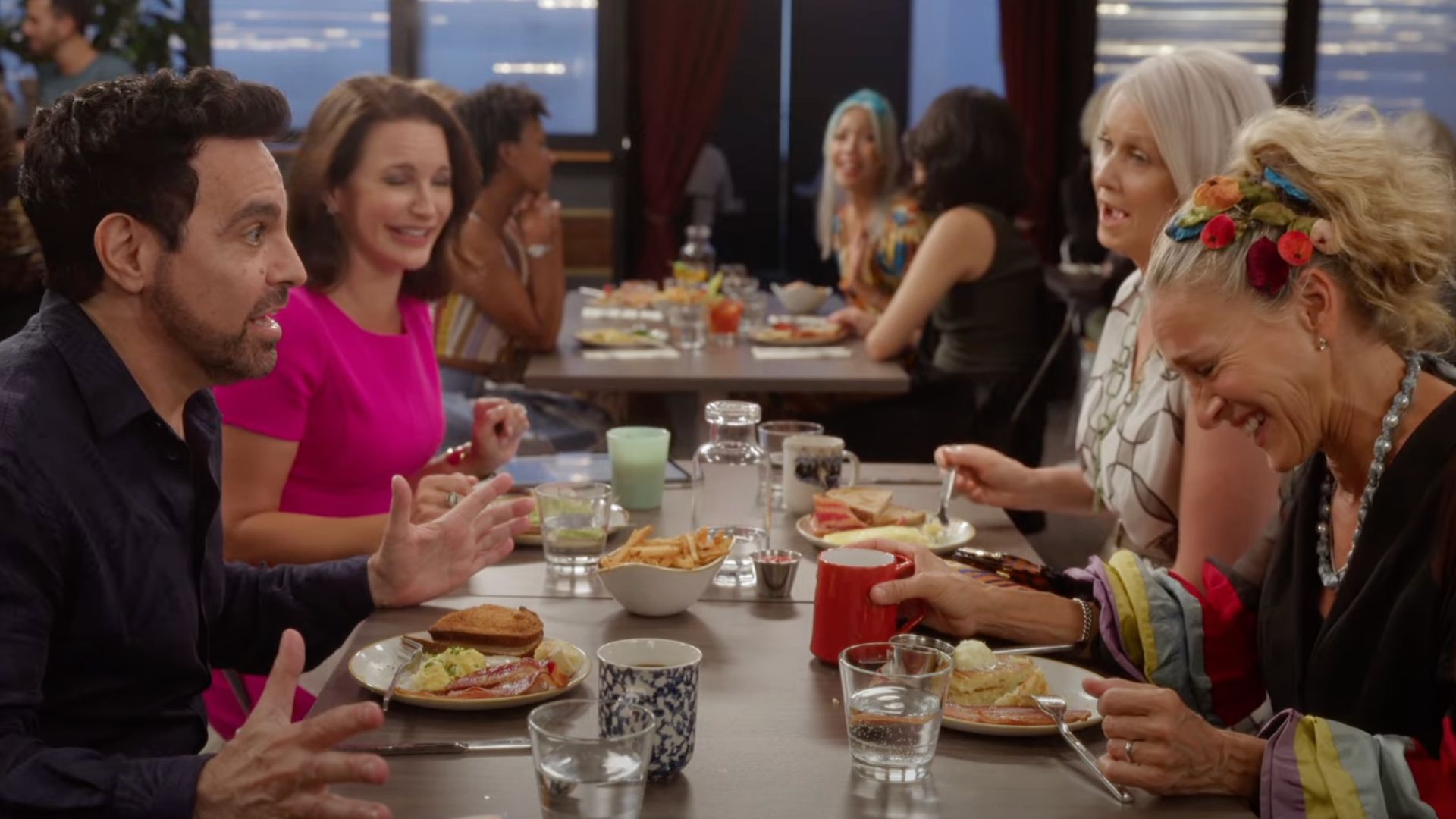 Still from the show (Image via Warner Bros)