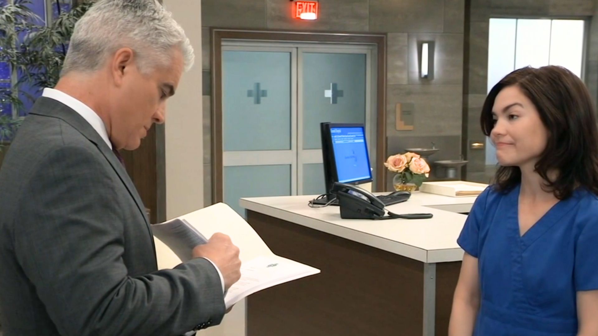 Ric can never stay away from Elizabeth on General Hospital | Image: ABC