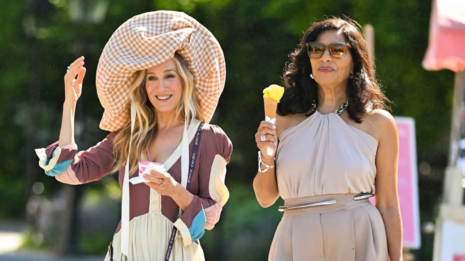The massive hat by Maryam Keyhani | Image via Hotstar