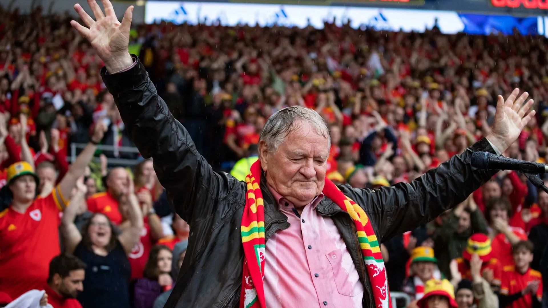Dafydd Iwan 