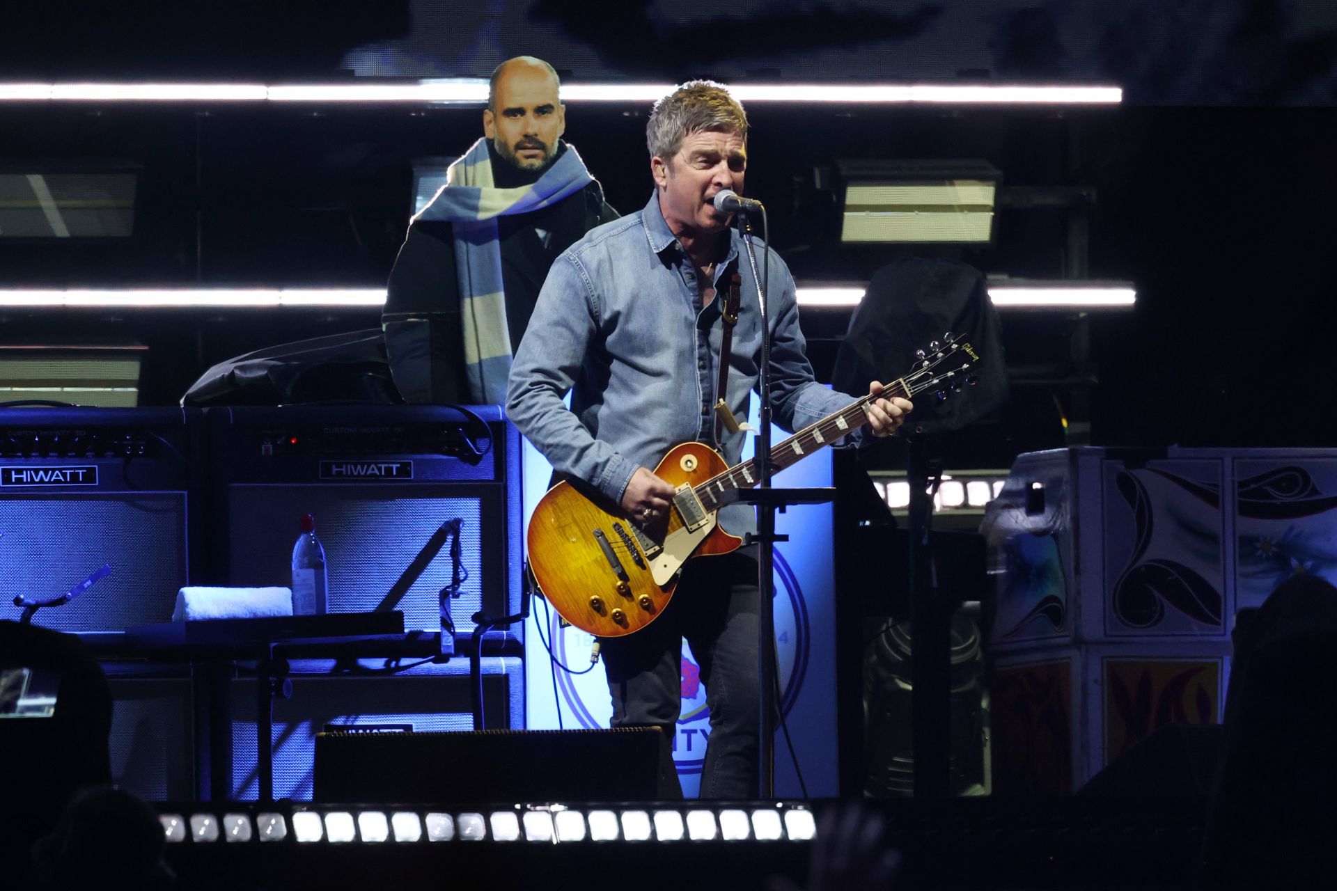 Oasis Live 