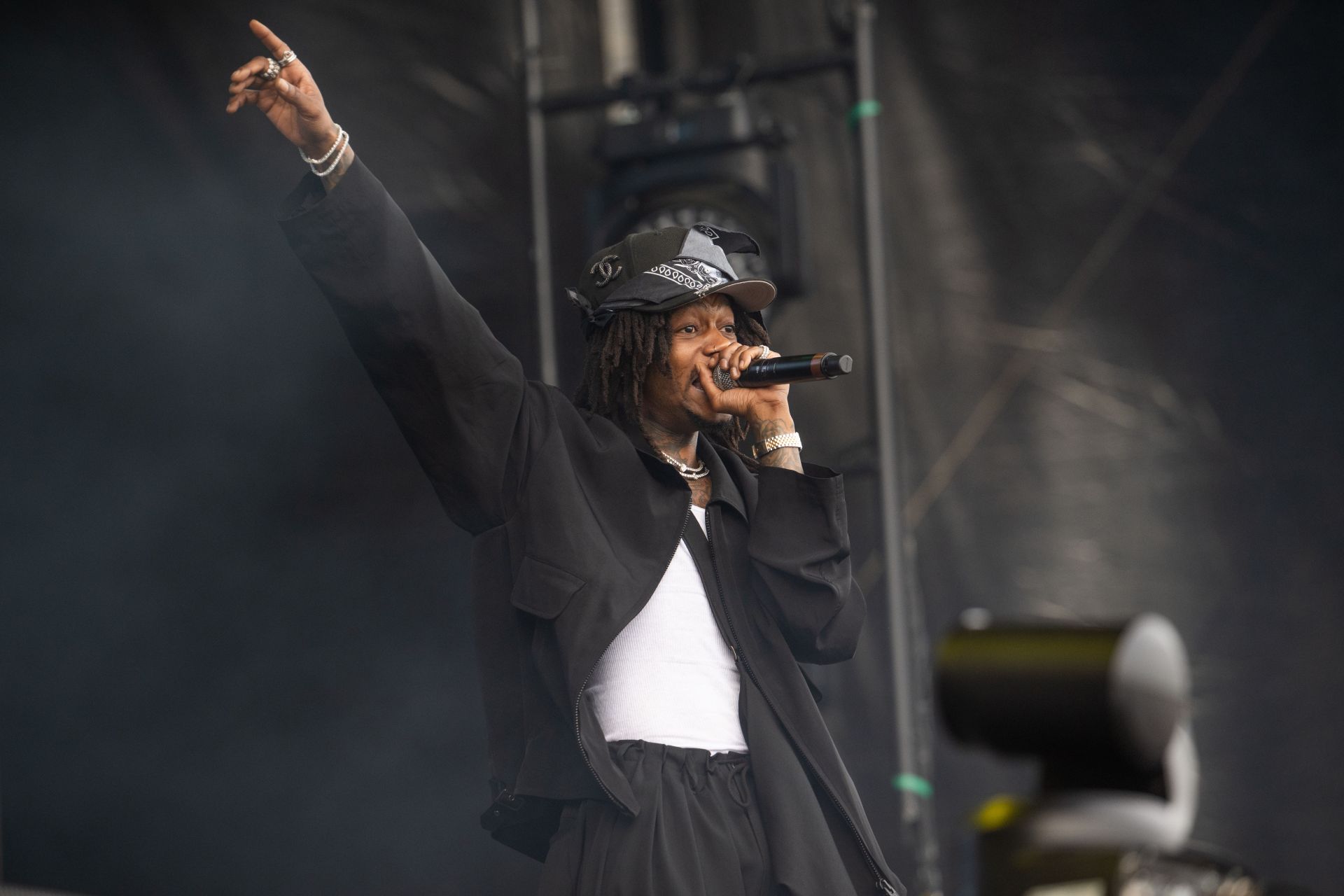 J.I.D at the 2025 Dreamville Music Festival (Image via Getty)