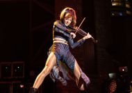Lindsey Stirling at 2025 Summerfest (Image via Getty)