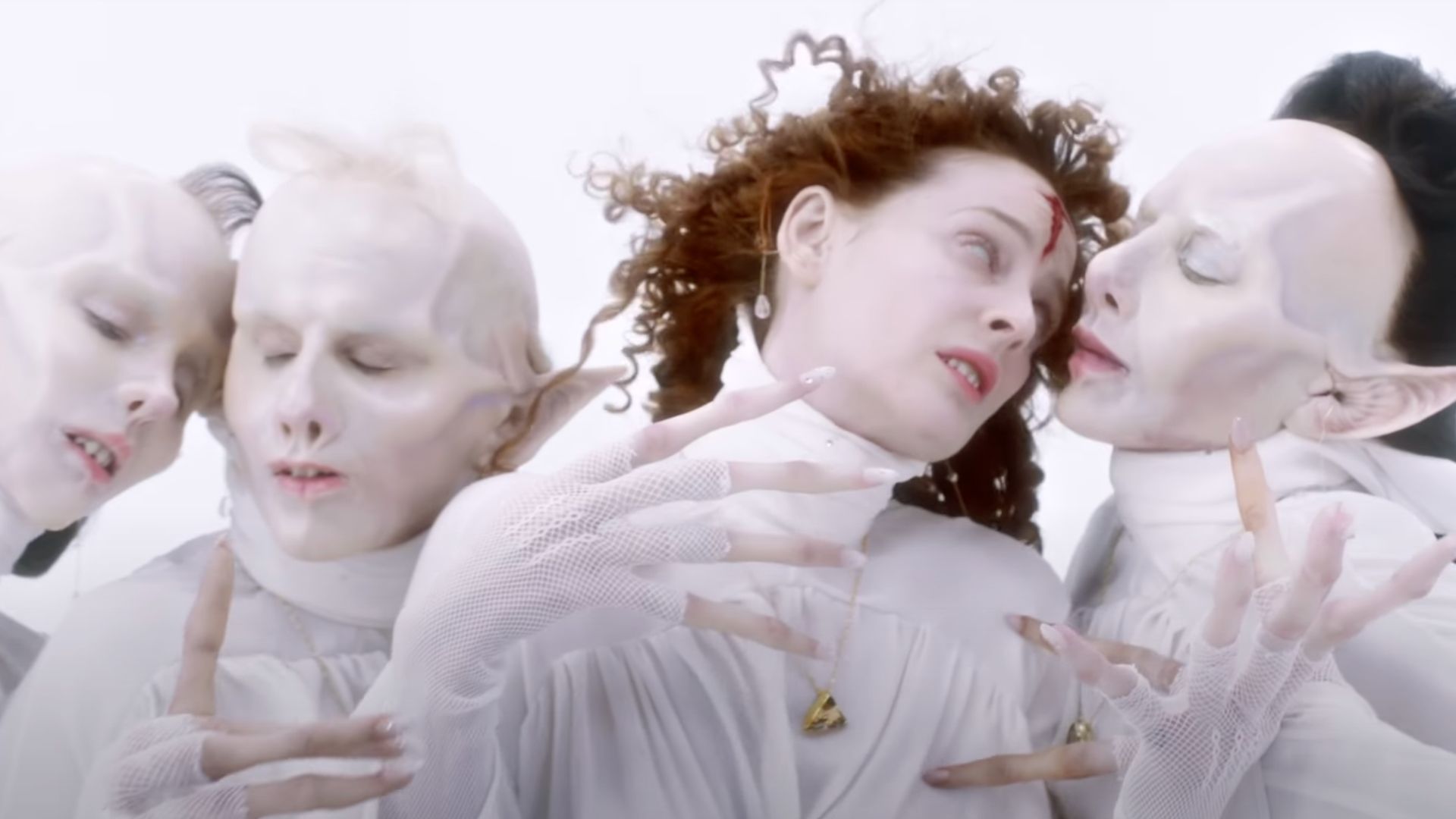 Still from the show (Image via Eduardo Casanova)