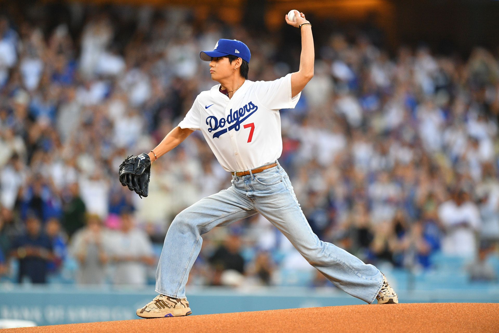 MLB: AUG 25 Reds at Dodgers - Source: Getty