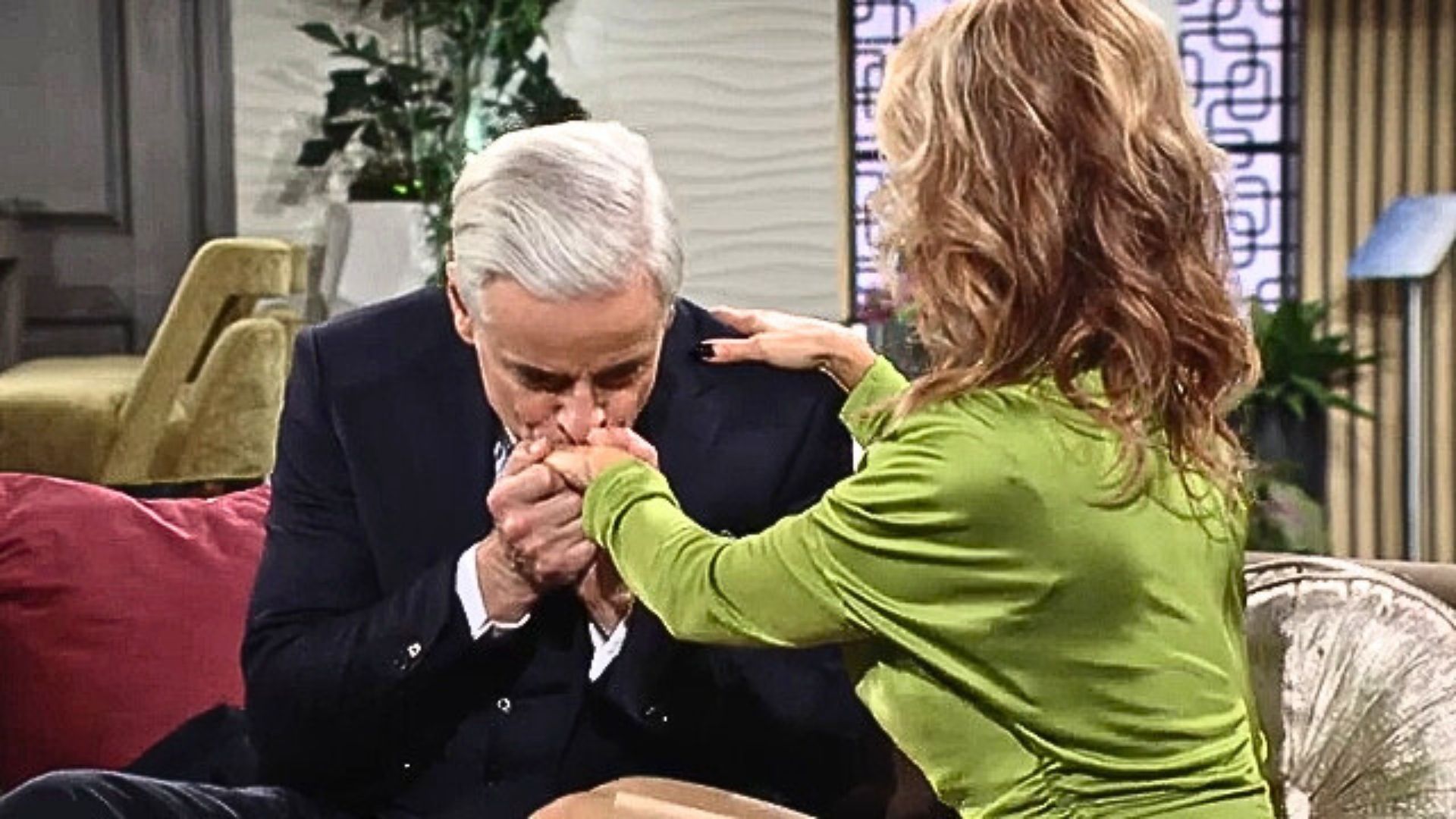 Michael and Lauren take some time to reminisce on The Young and the Restless | Image: YouTube